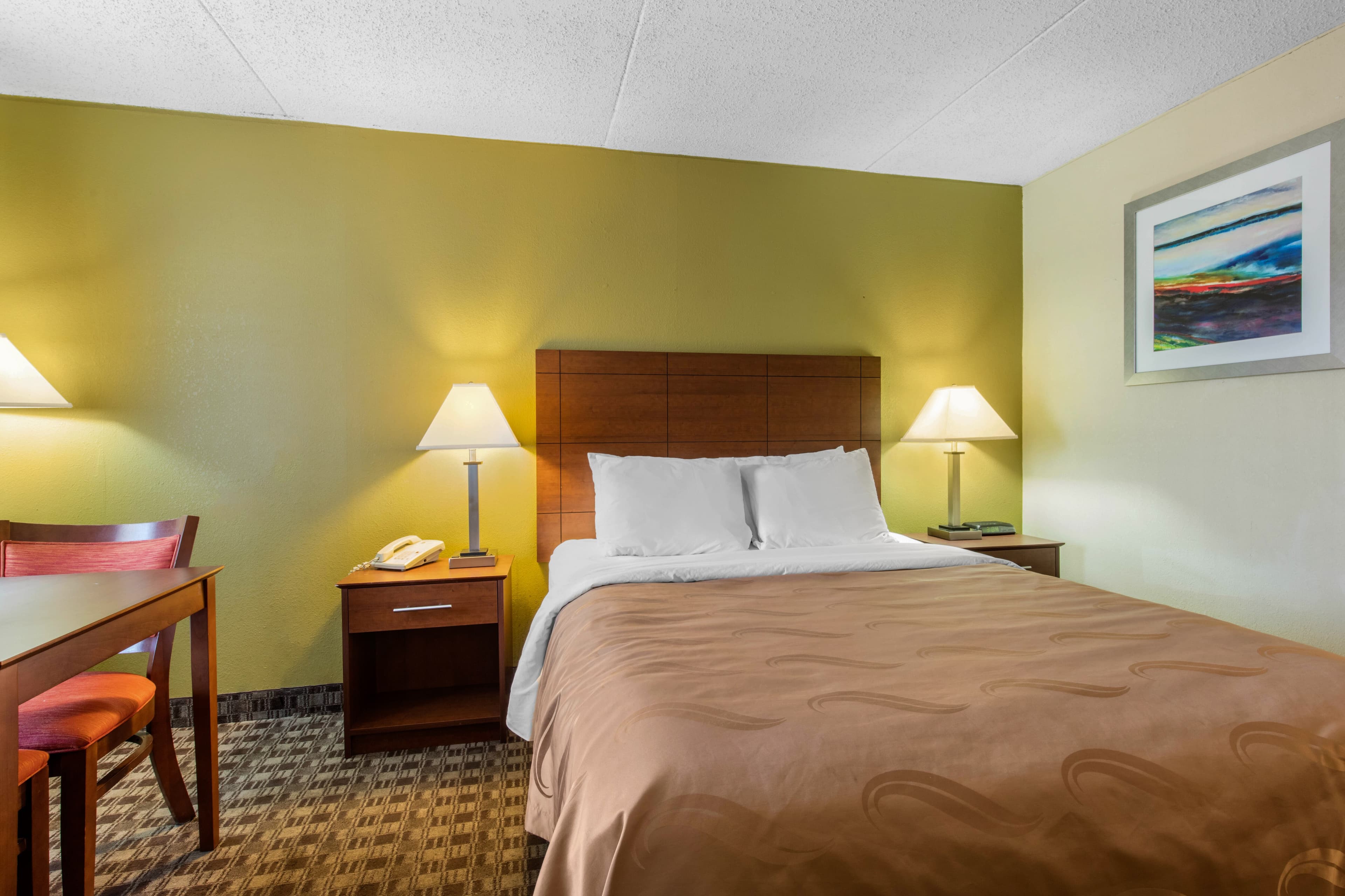 Quality Inn Lebanon - Image 4