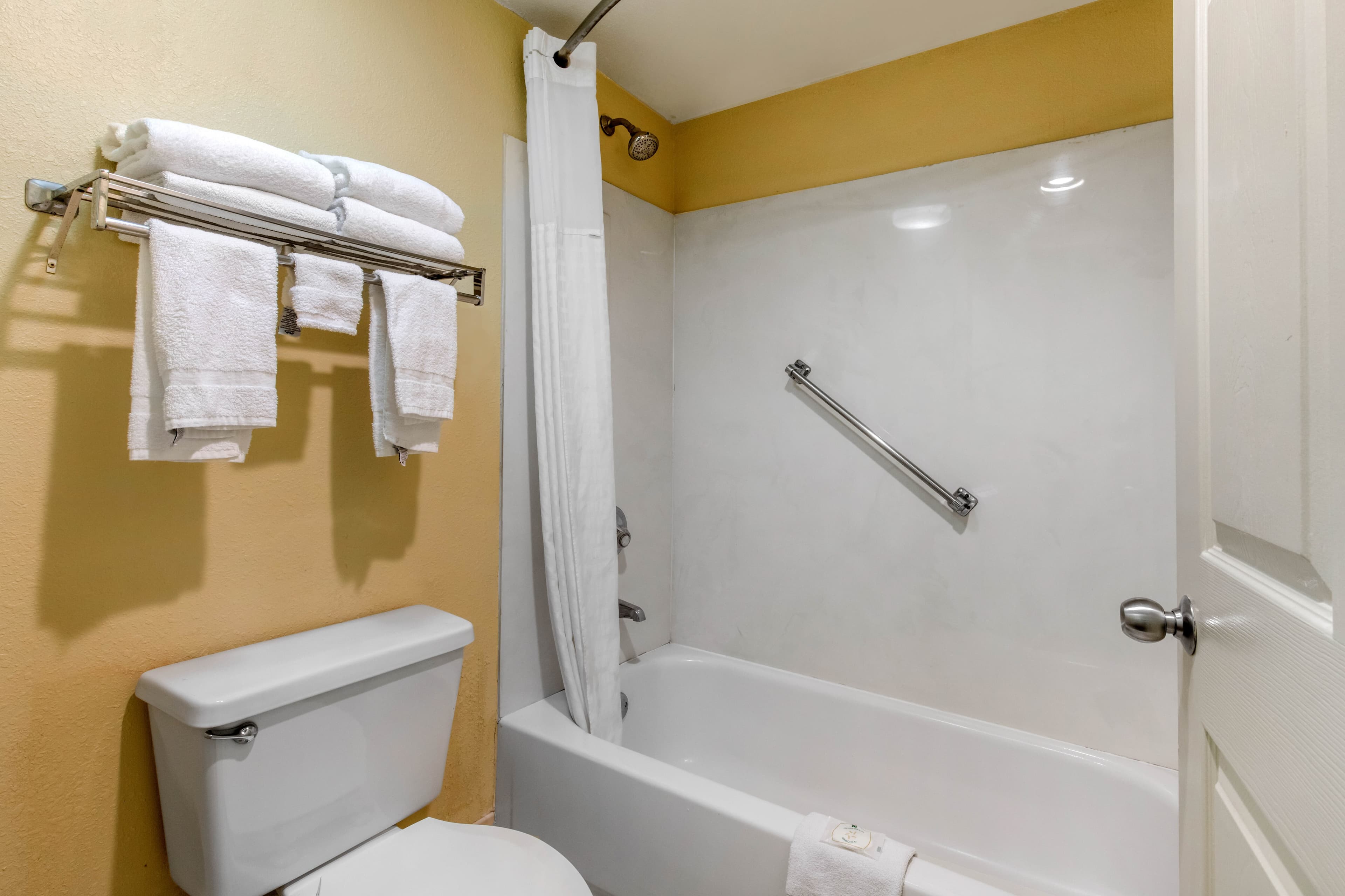 Quality Inn Lebanon — 25
