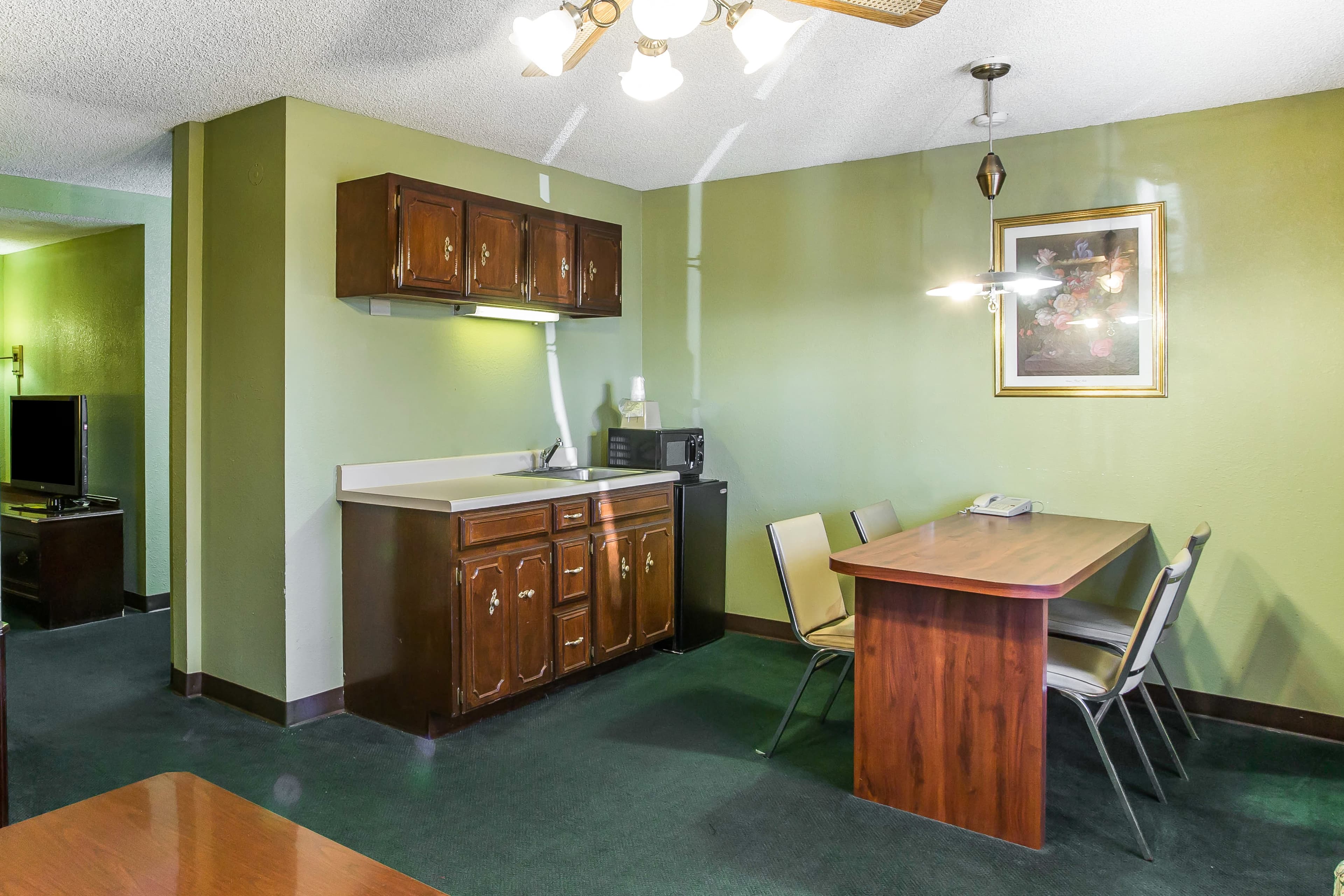 Rodeway Inn & Suites Smyrna - Nashville Area — 19