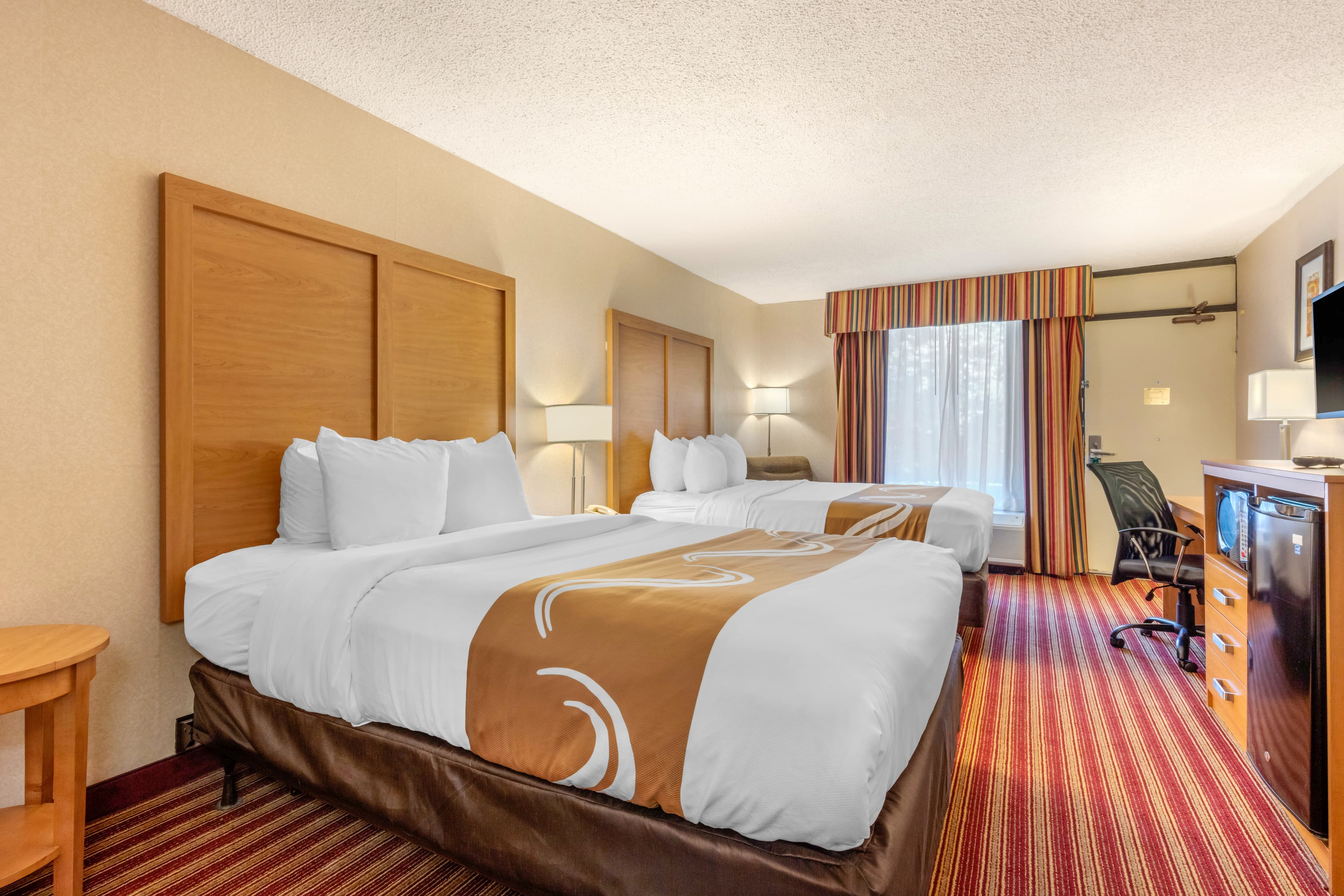 Quality Inn Exit 4 — 19