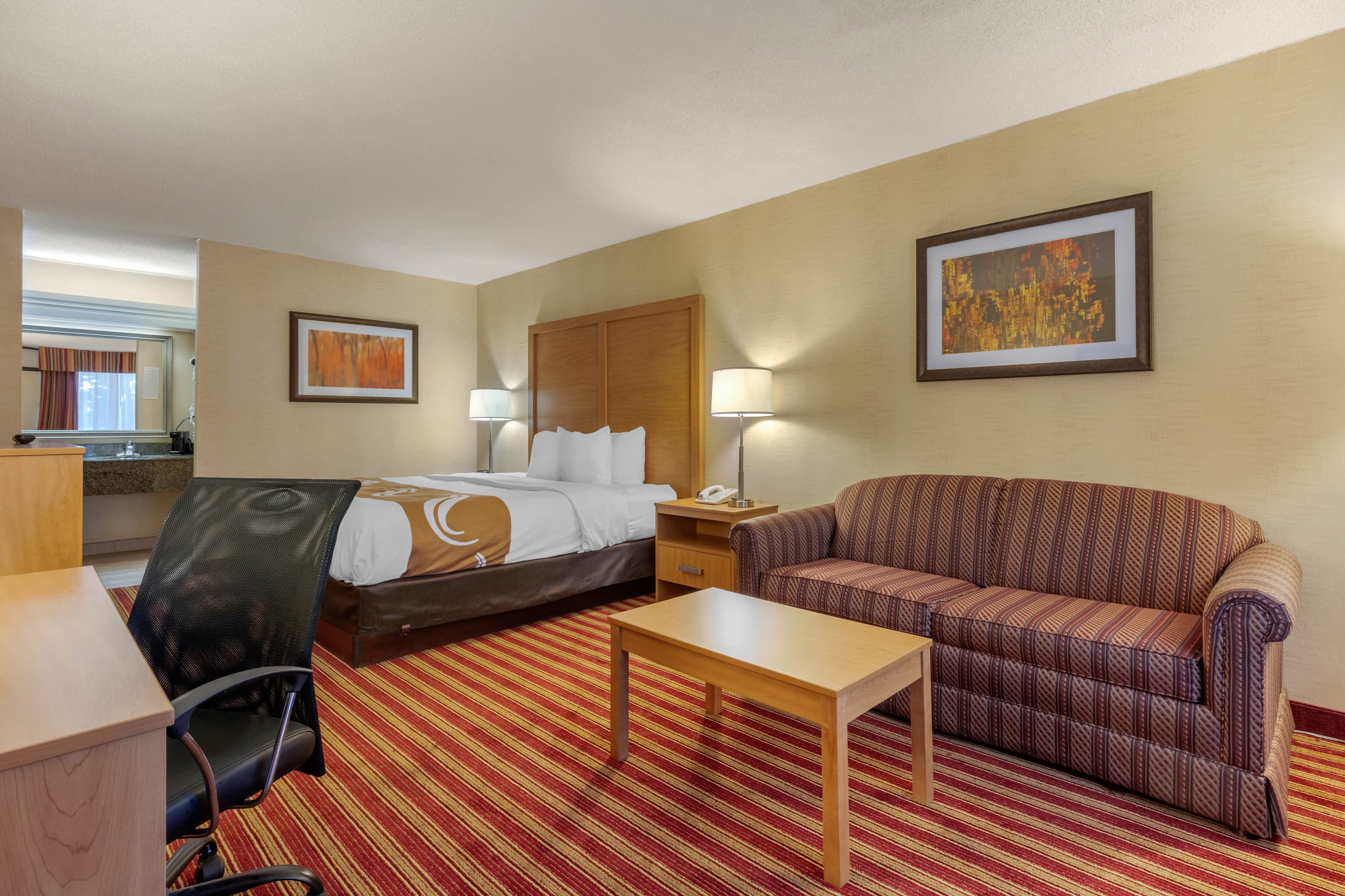Quality Inn Exit 4 — 30
