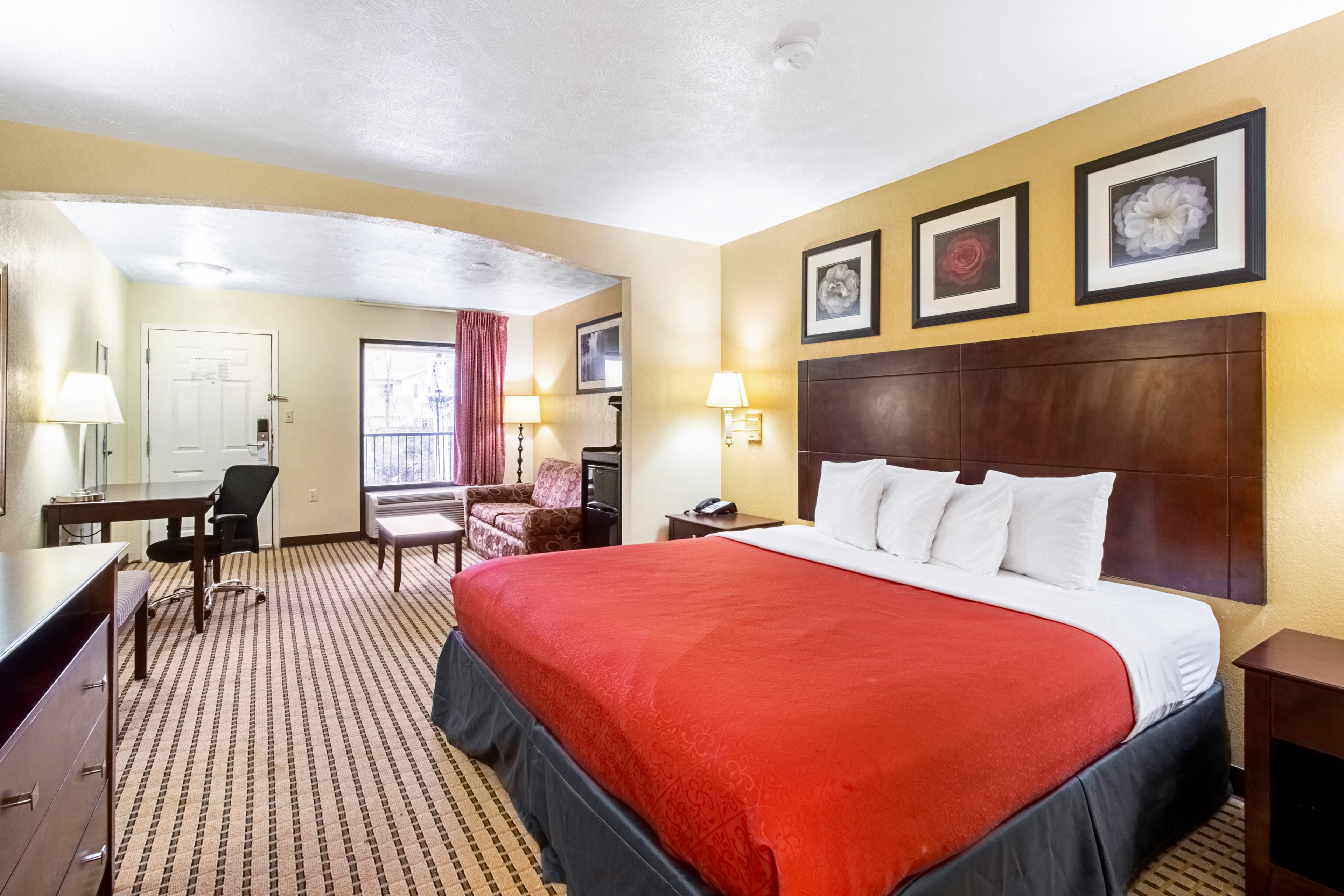 Quality Inn & Suites Dickson — 11