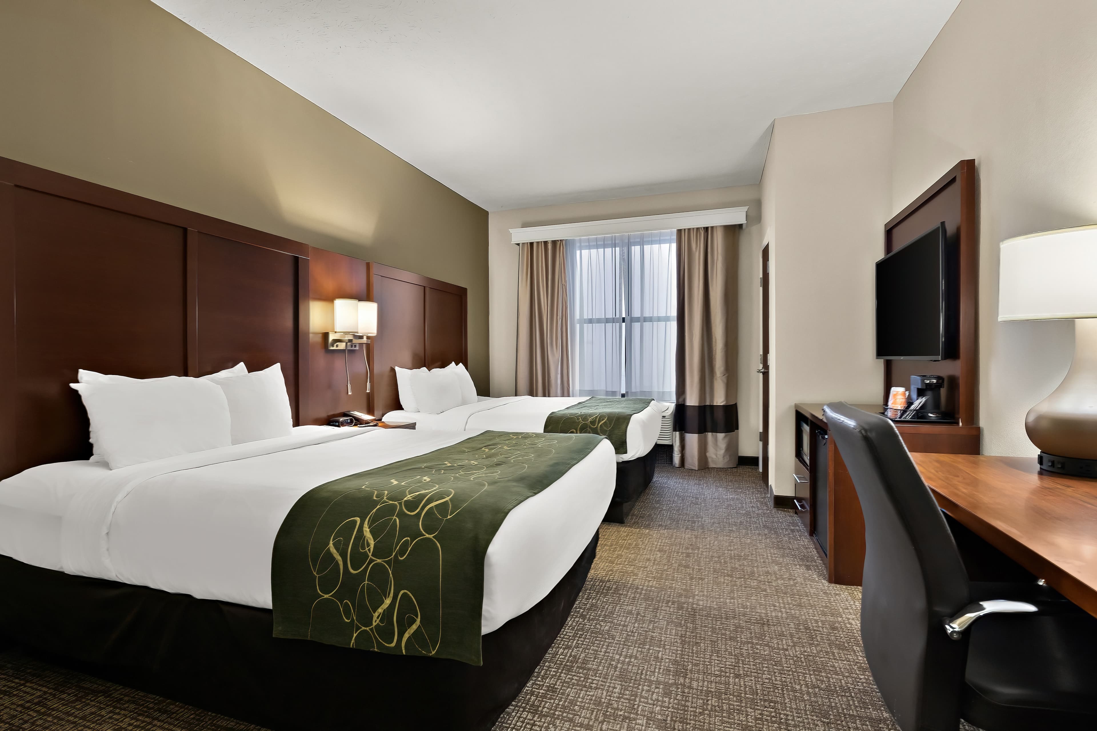 Comfort Suites Nashville near Percy Priest Lake — 9