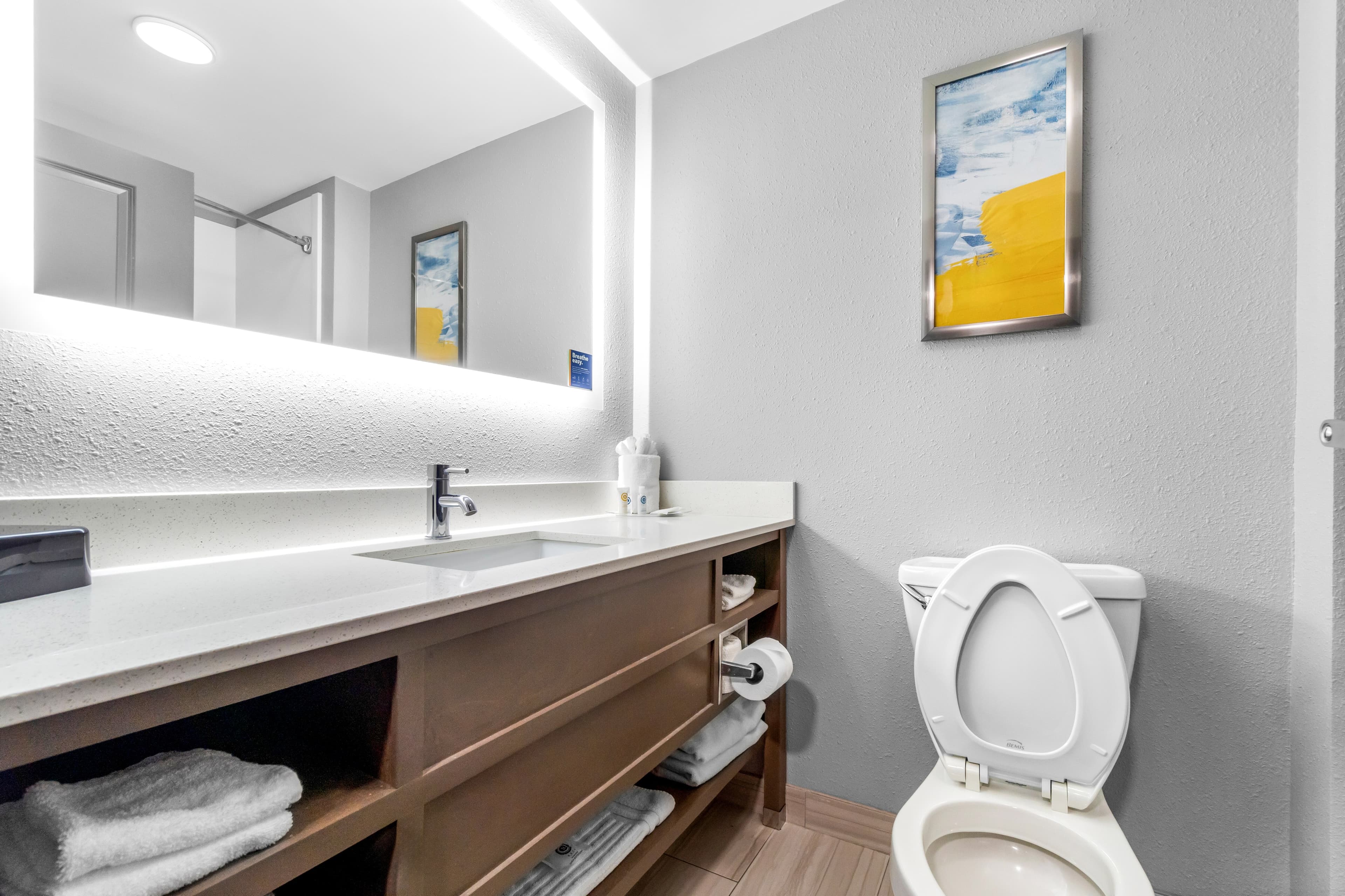 Comfort Suites Jackson I-40 — 12