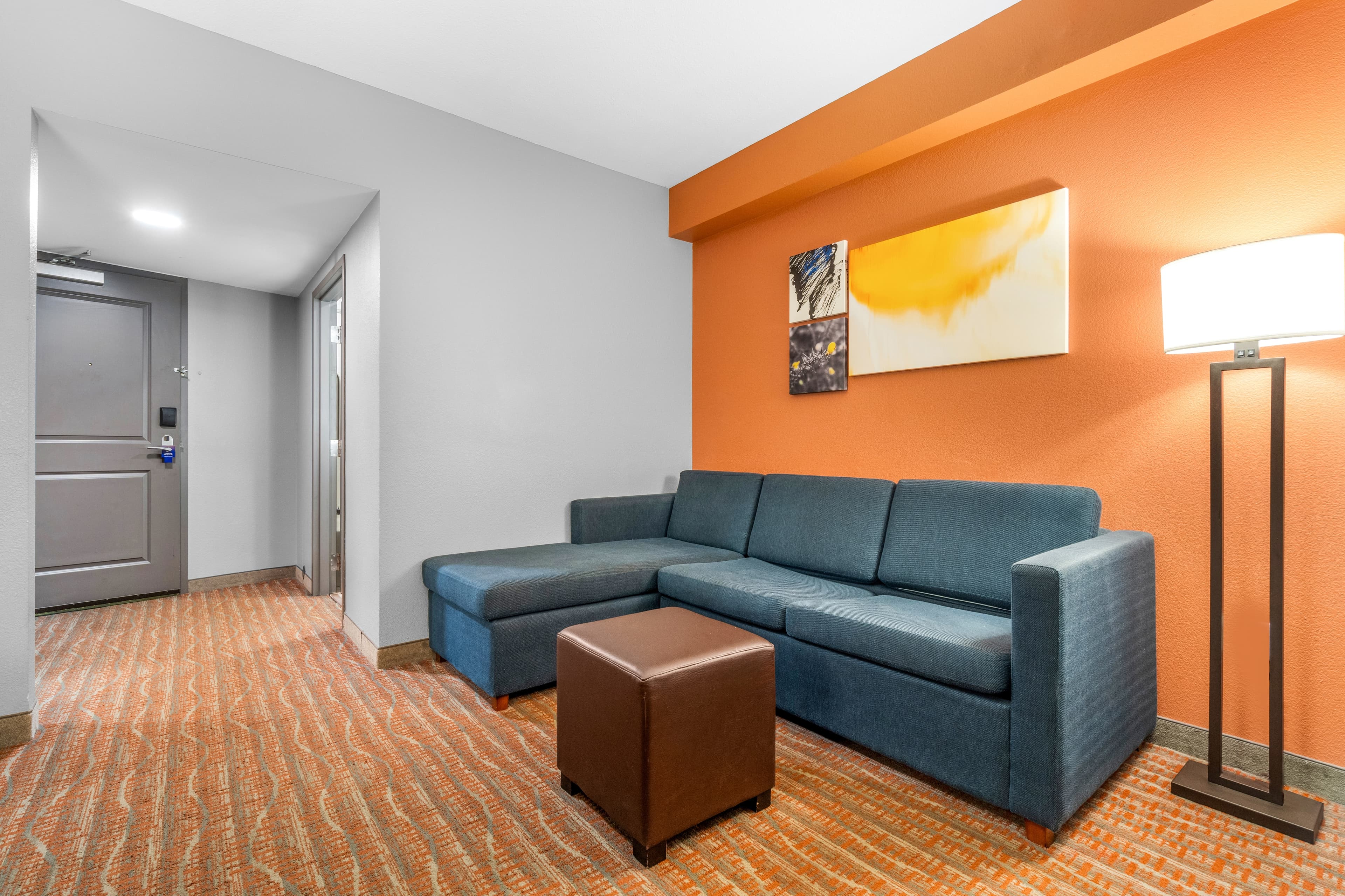 Comfort Suites Jackson I-40 — 8