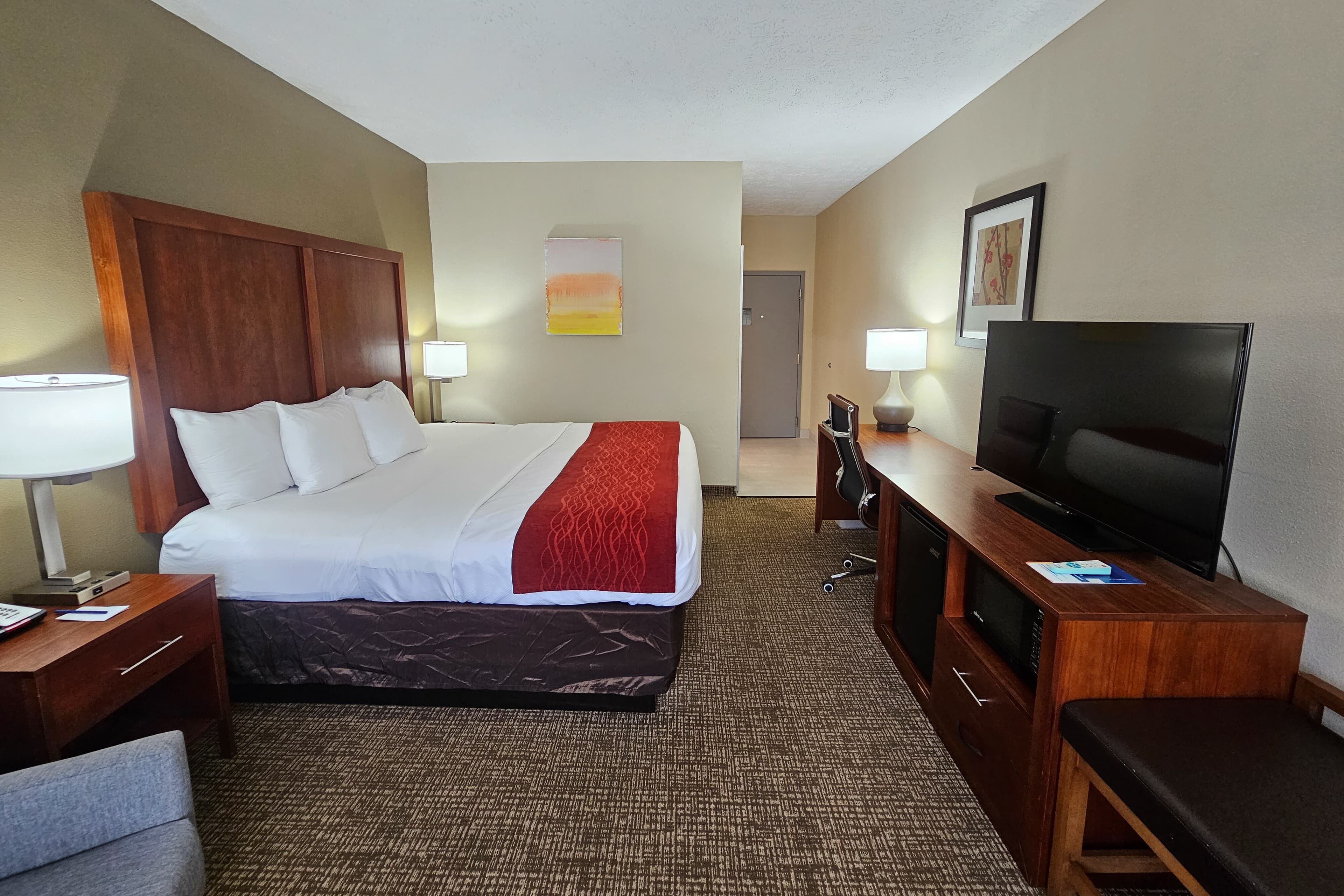 Comfort Inn Jackson I-40 — 7