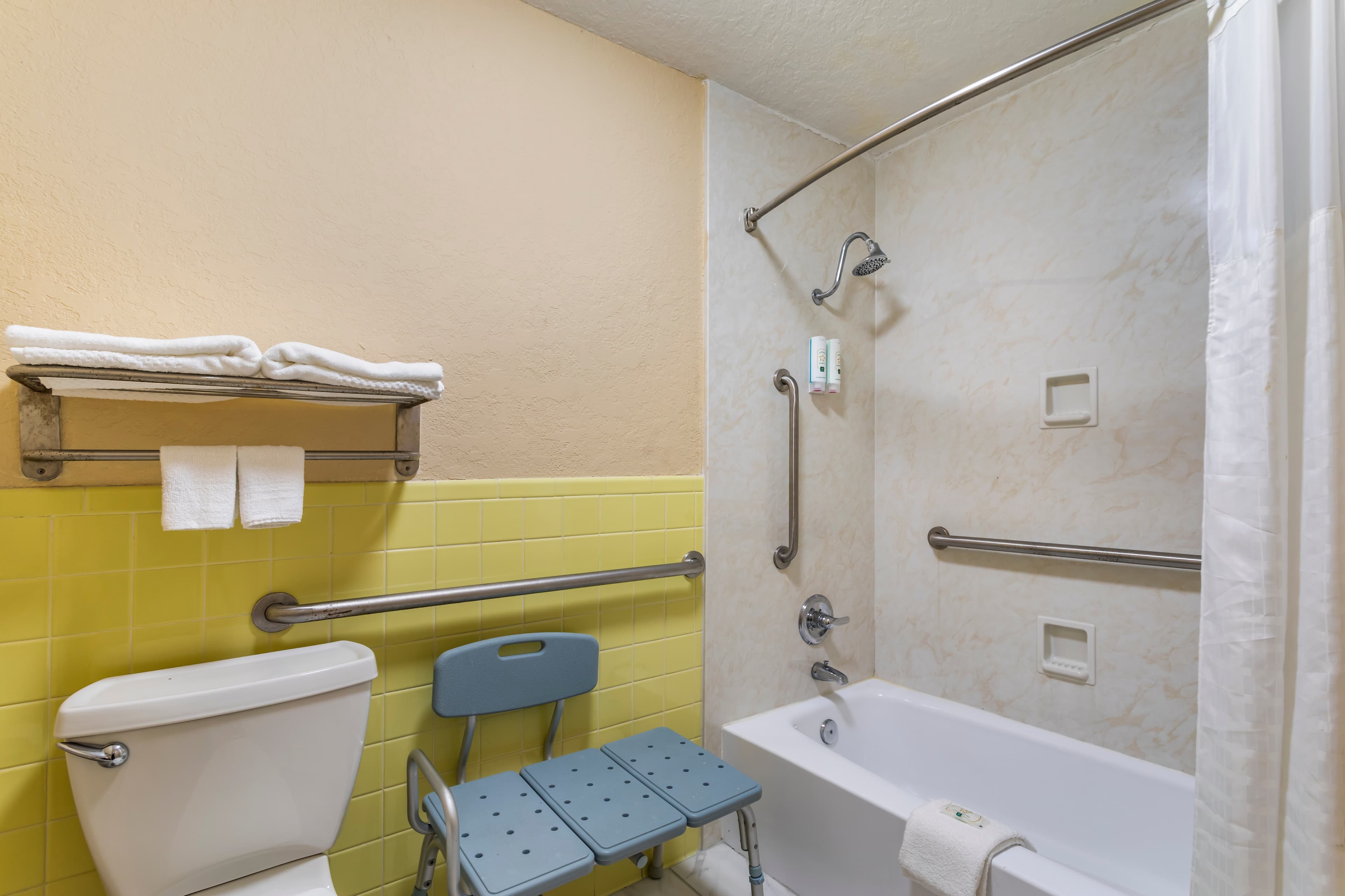 Quality Inn Harriman — 9