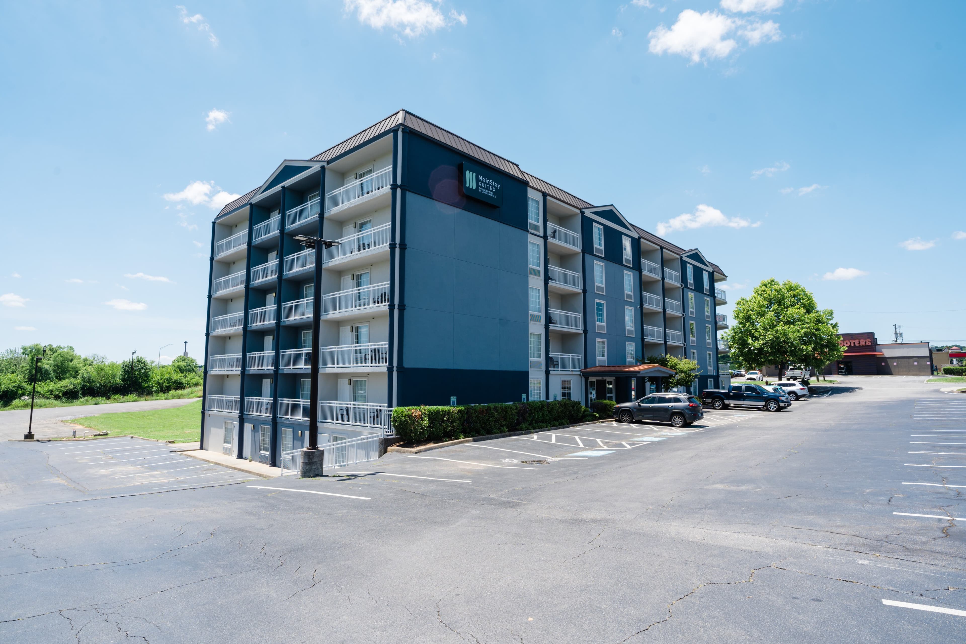 MainStay Suites Knoxville North I-75 - Image 1