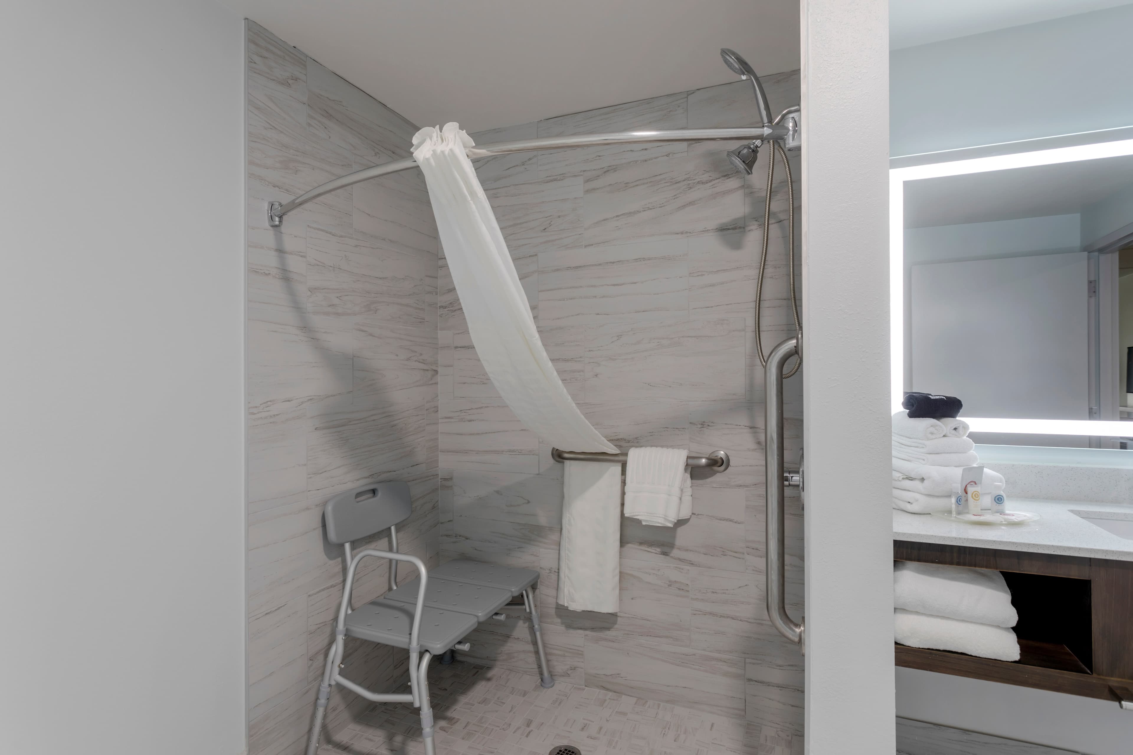 Comfort Suites Mt. Juliet-Nashville Area - Image 5