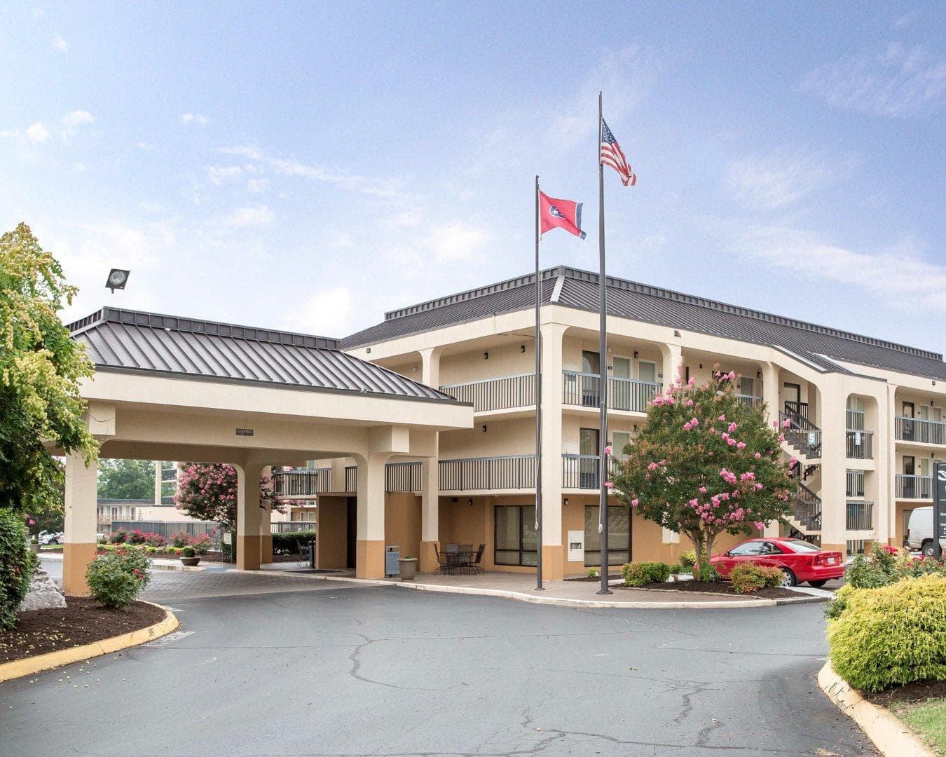 Quality Inn Merchants Drive - Image 1