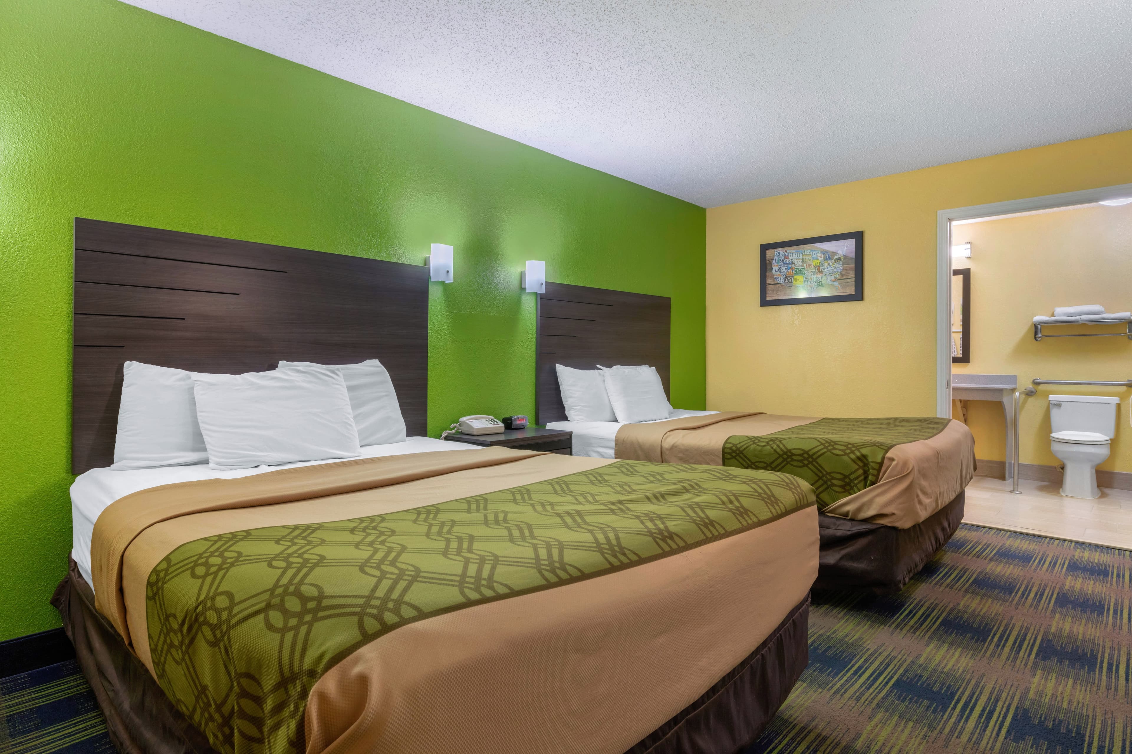 Econo Lodge Nashville near Percy Priest Lake — 2