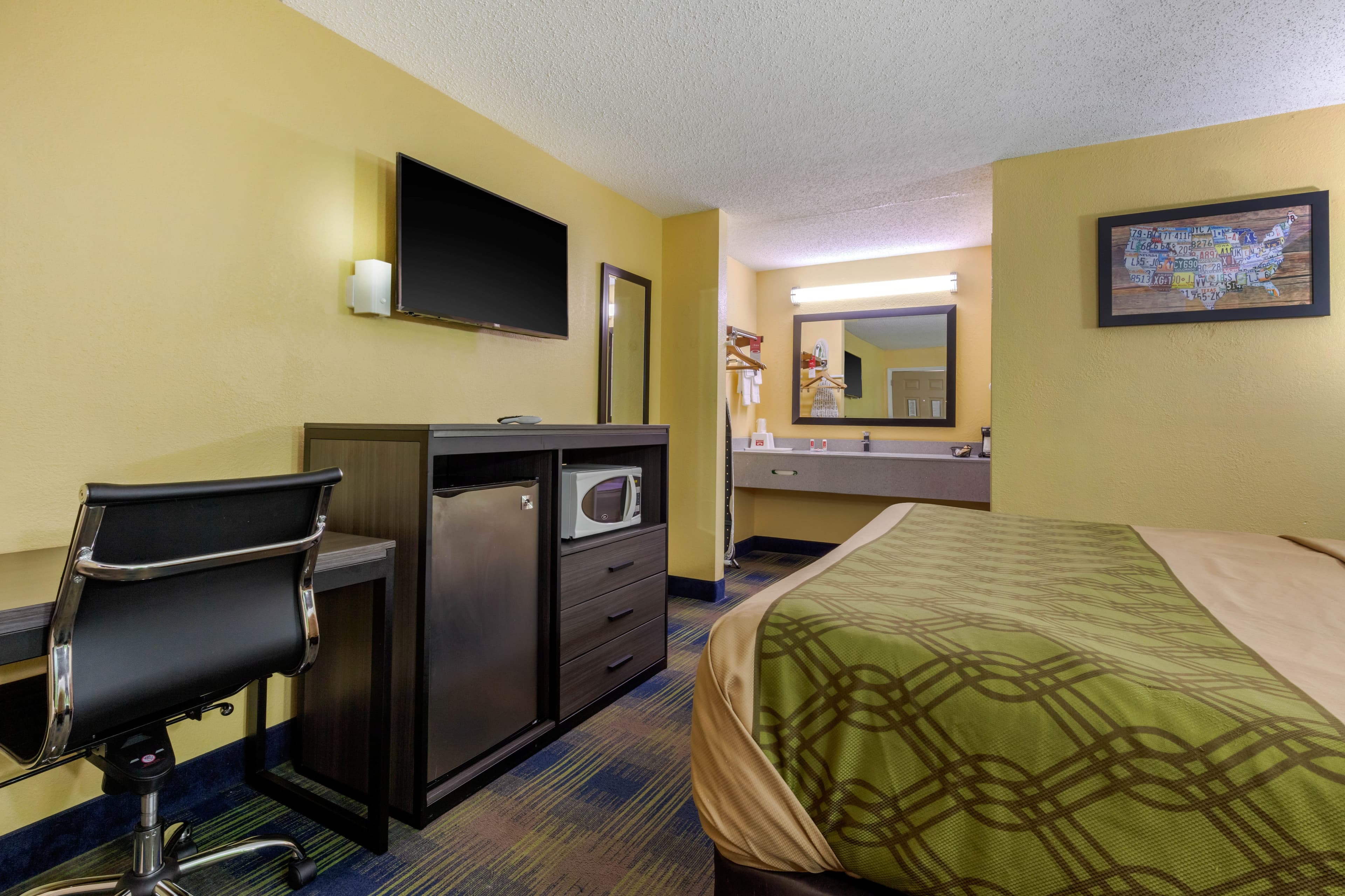 Econo Lodge Nashville near Percy Priest Lake — 13