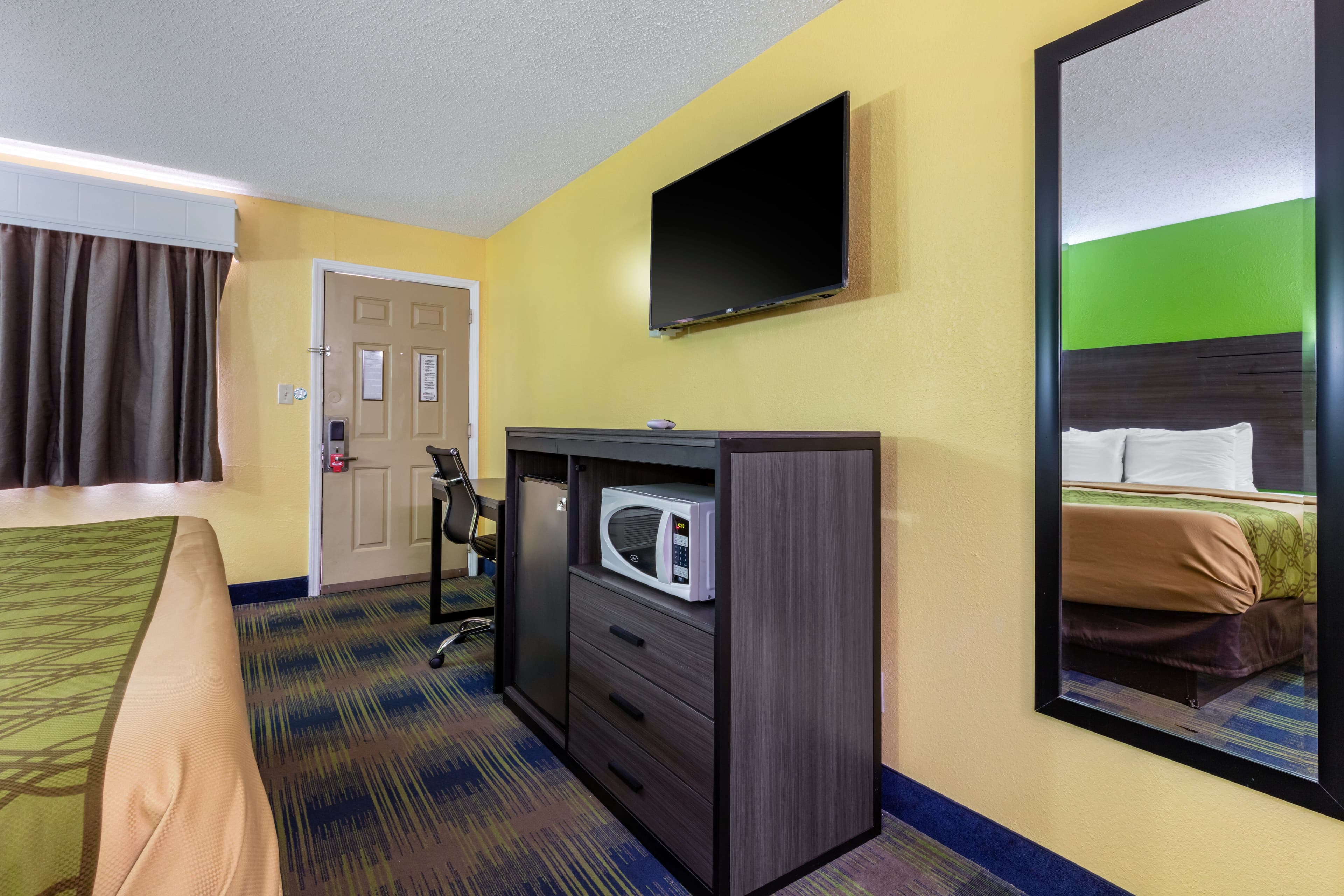 Econo Lodge Nashville near Percy Priest Lake — 14