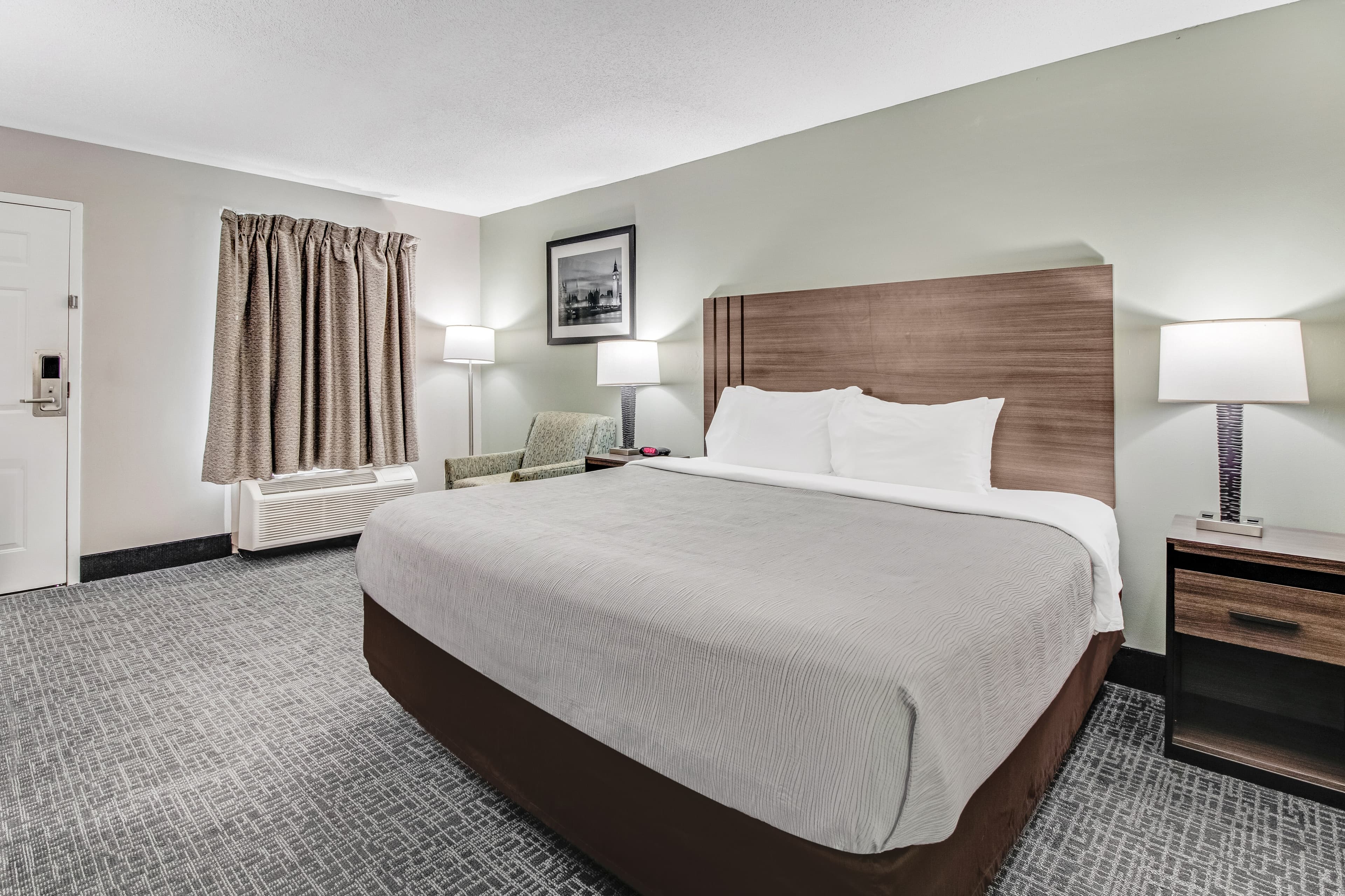 Quality Inn White House - Image 3