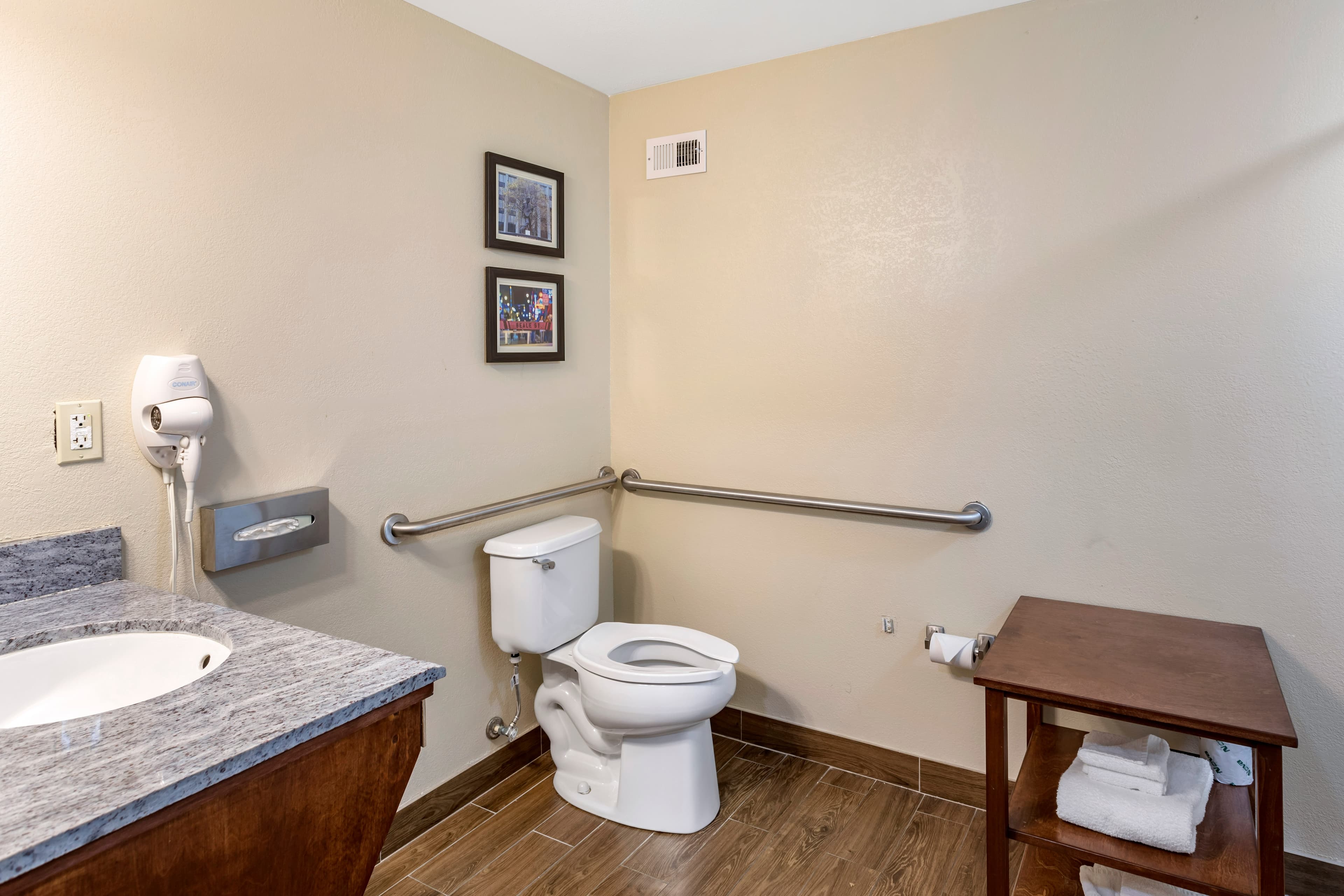 Comfort Inn & Suites Atoka-Millington — 25