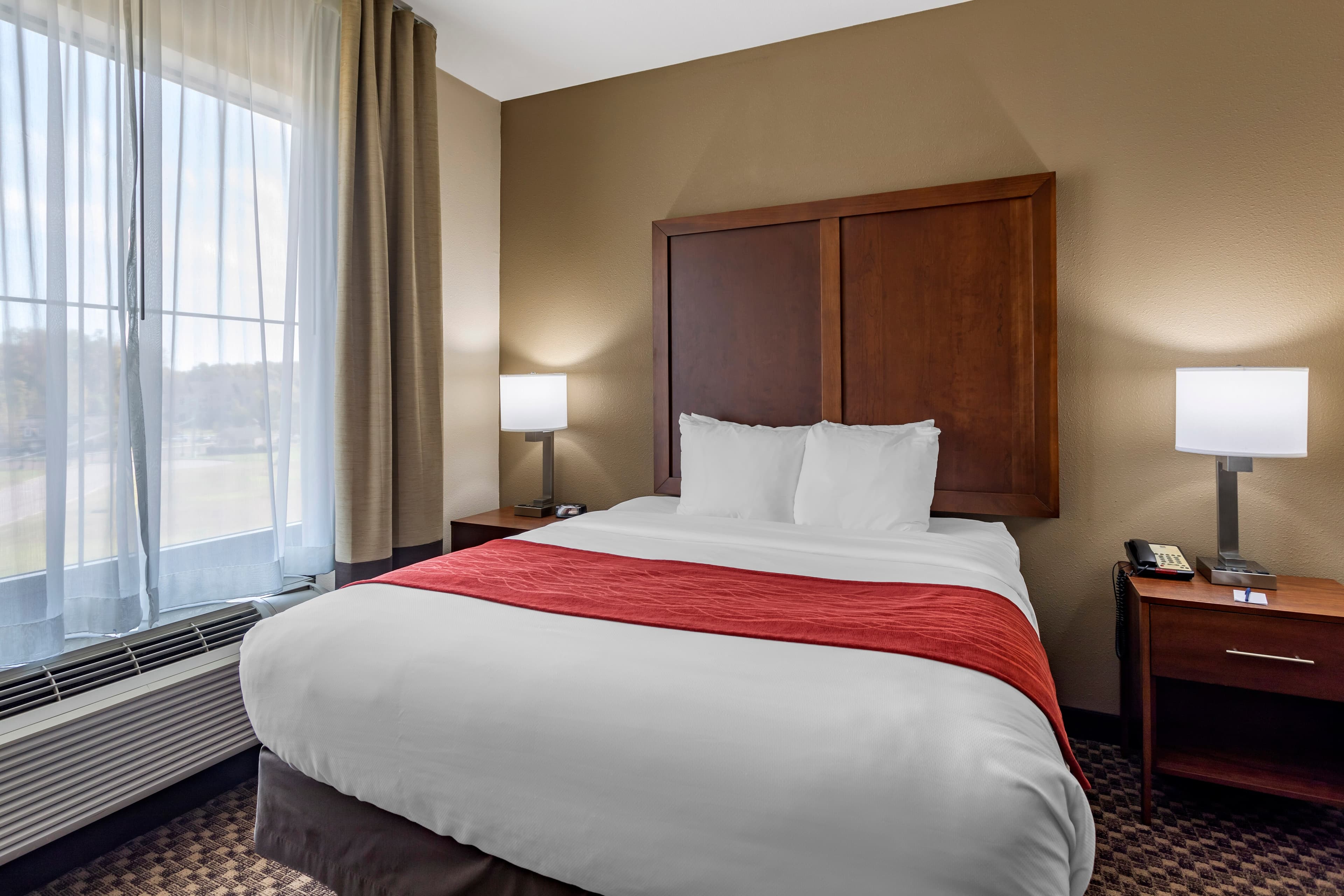 Comfort Inn & Suites Atoka-Millington — 36
