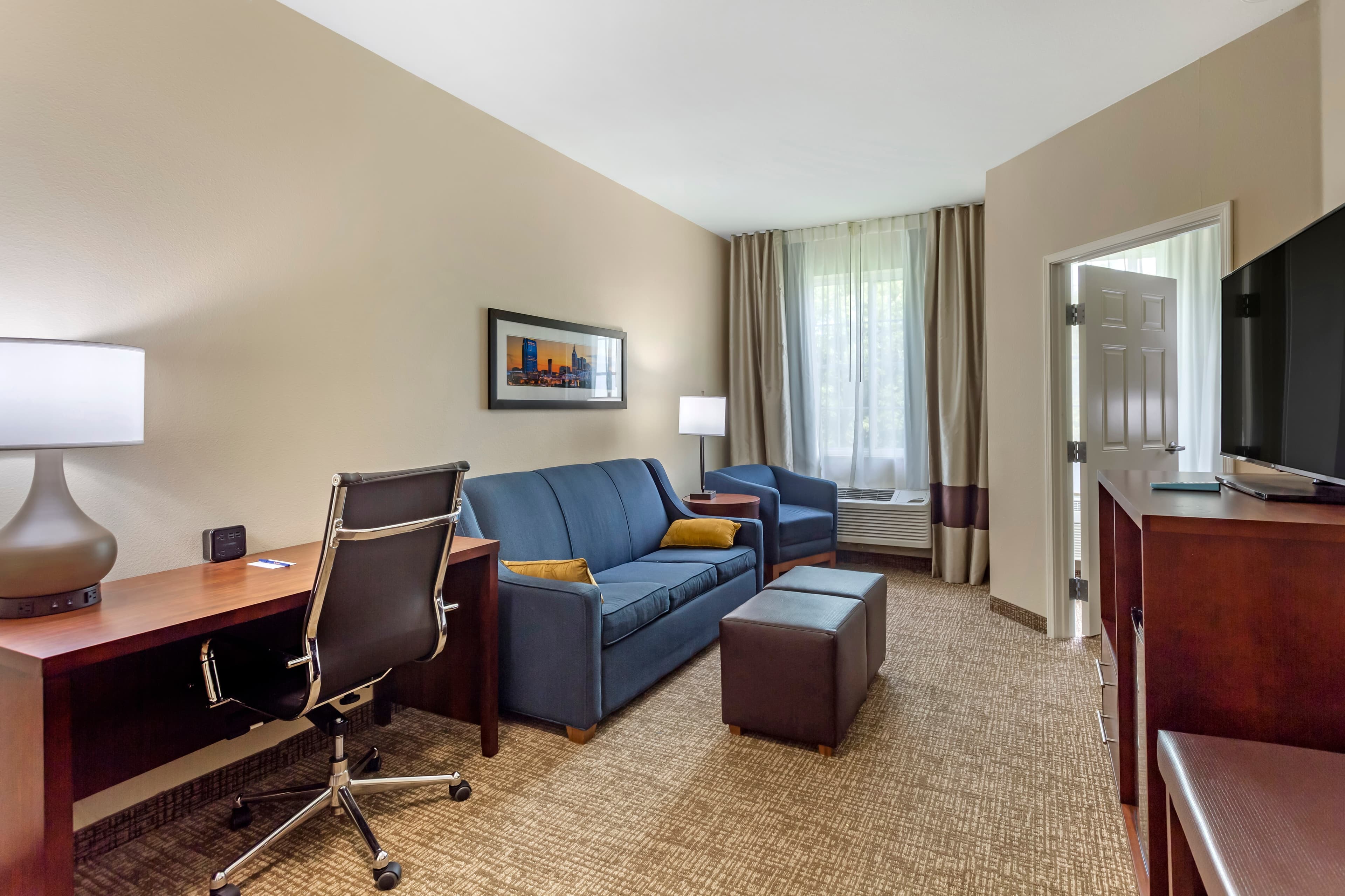 Comfort Suites Clarksville near Governors Square Mall — 34