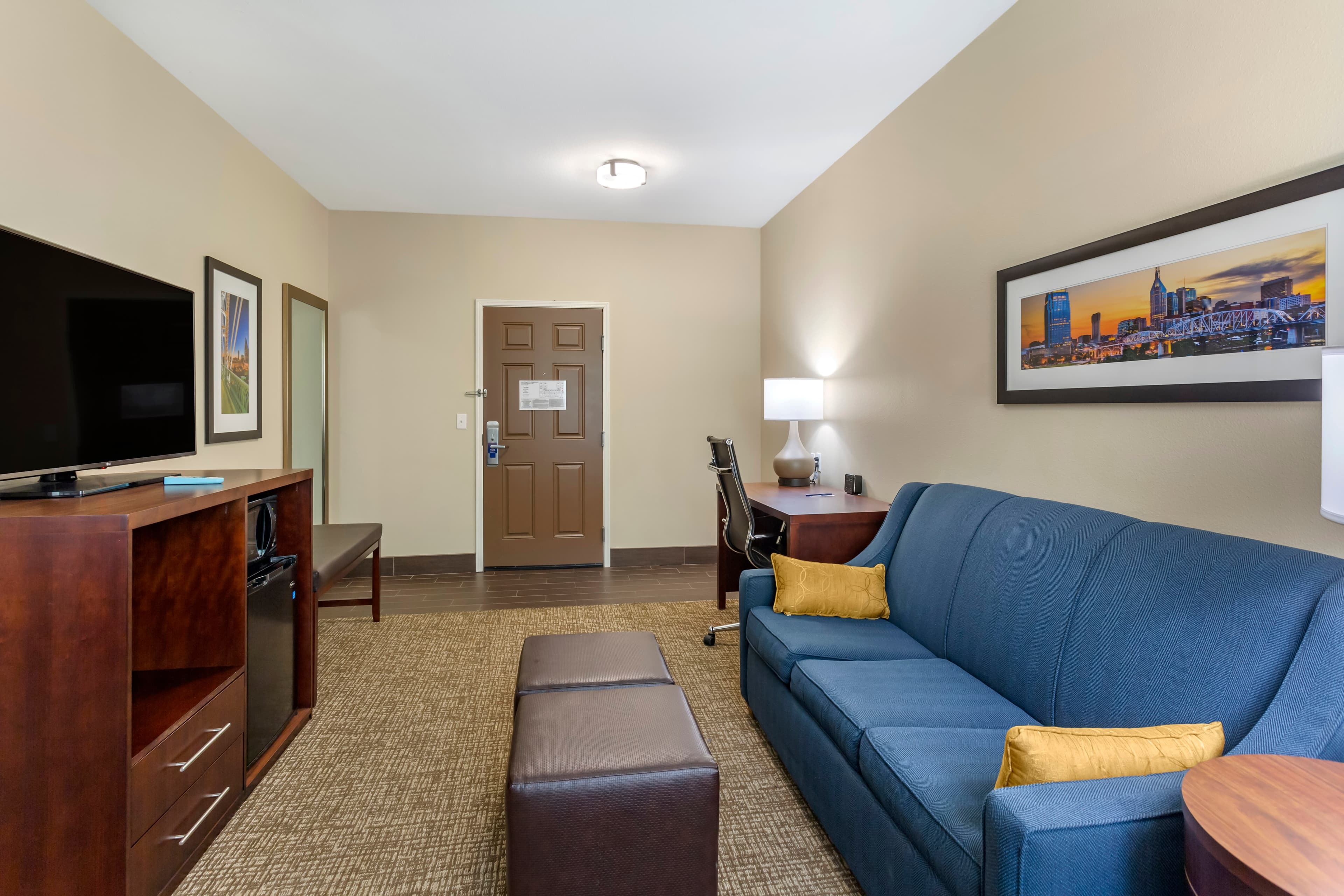 Comfort Suites Clarksville near Governors Square Mall — 36