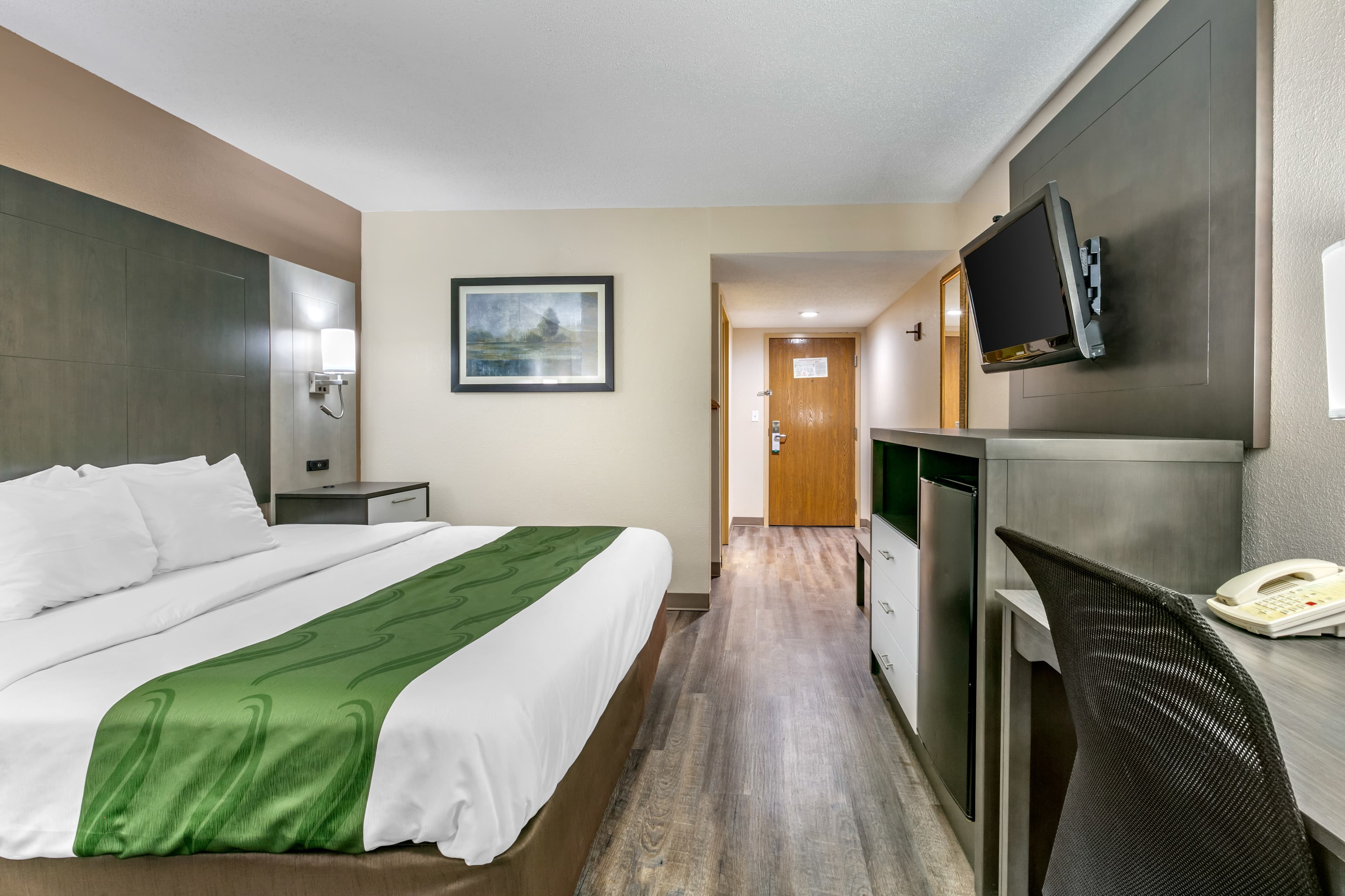 Quality Inn Rogersville — 8