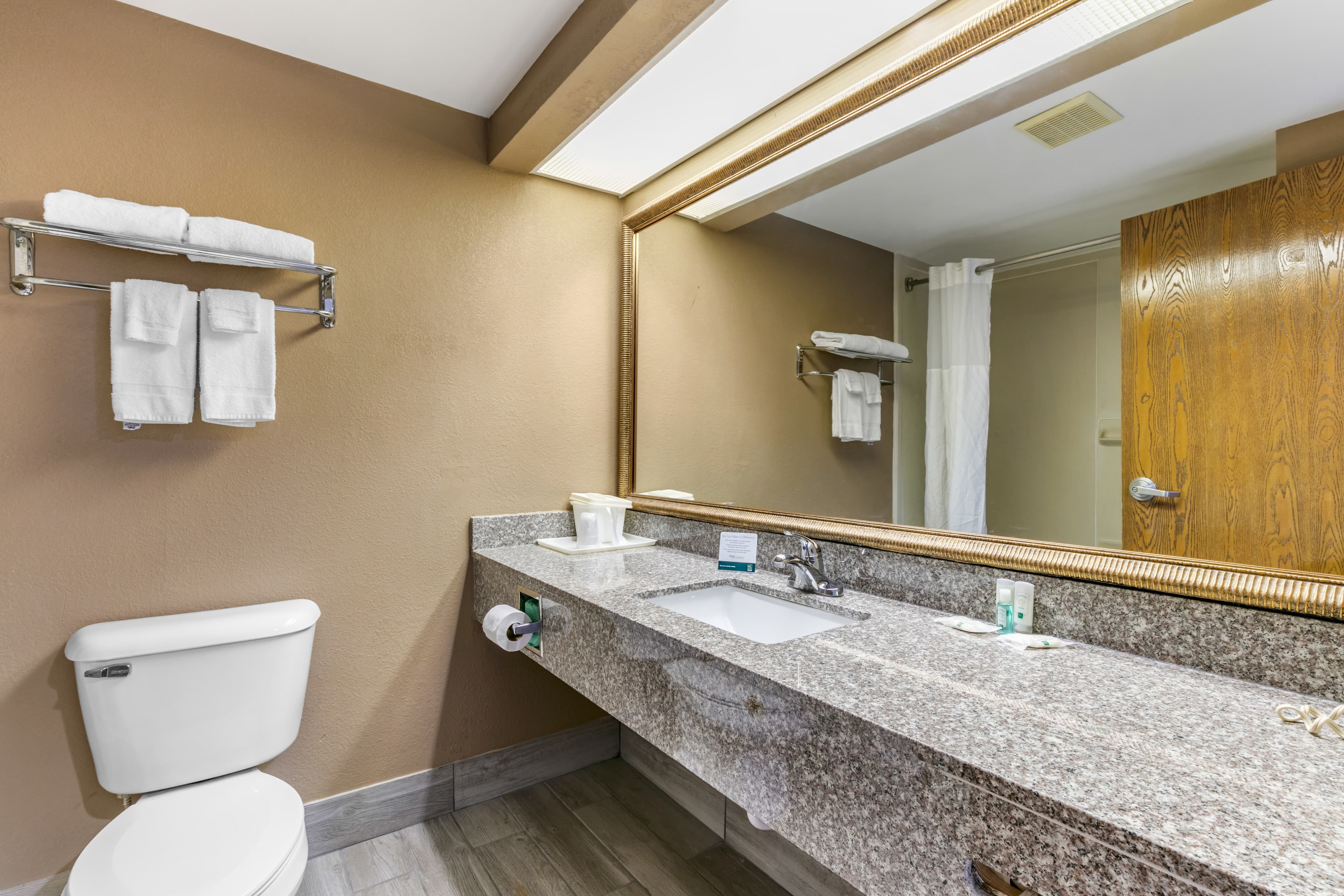 Quality Inn Rogersville — 10