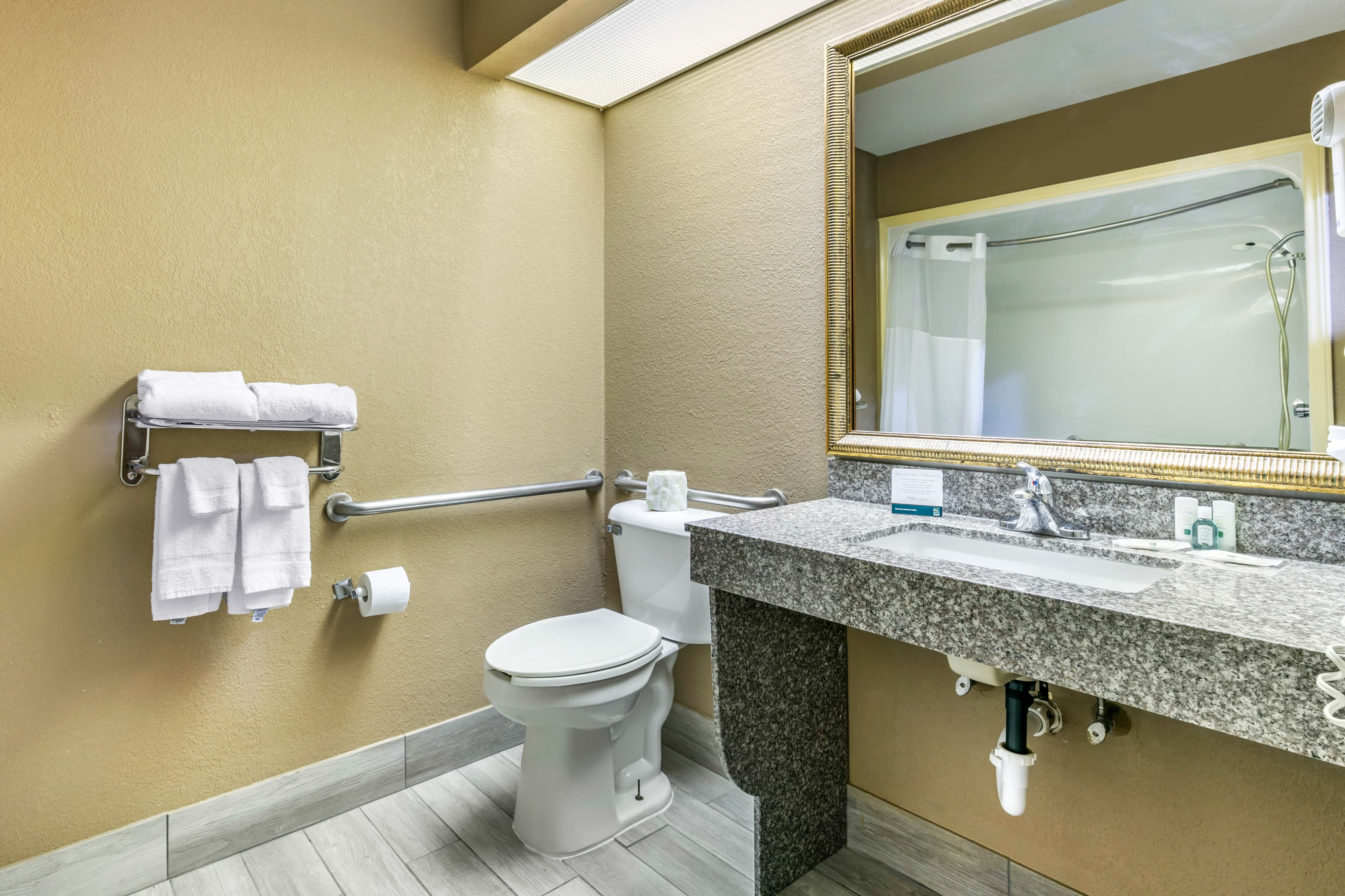 Quality Inn Rogersville - Image 3