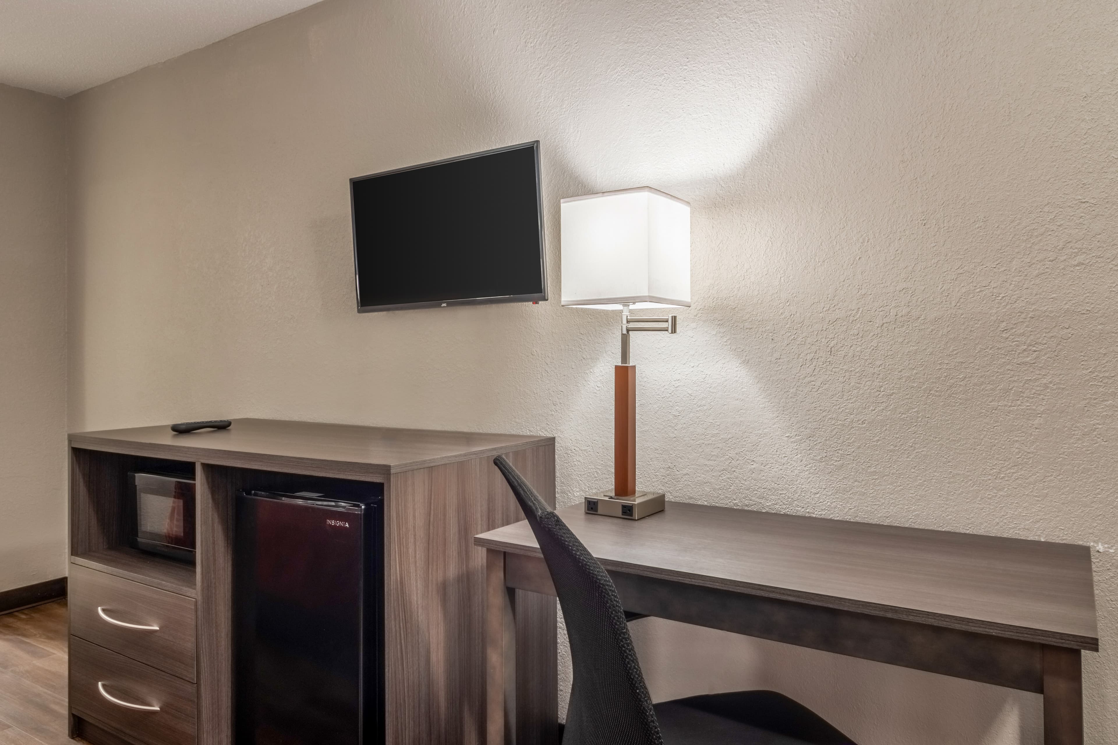 Econo Lodge East Ridge — 9