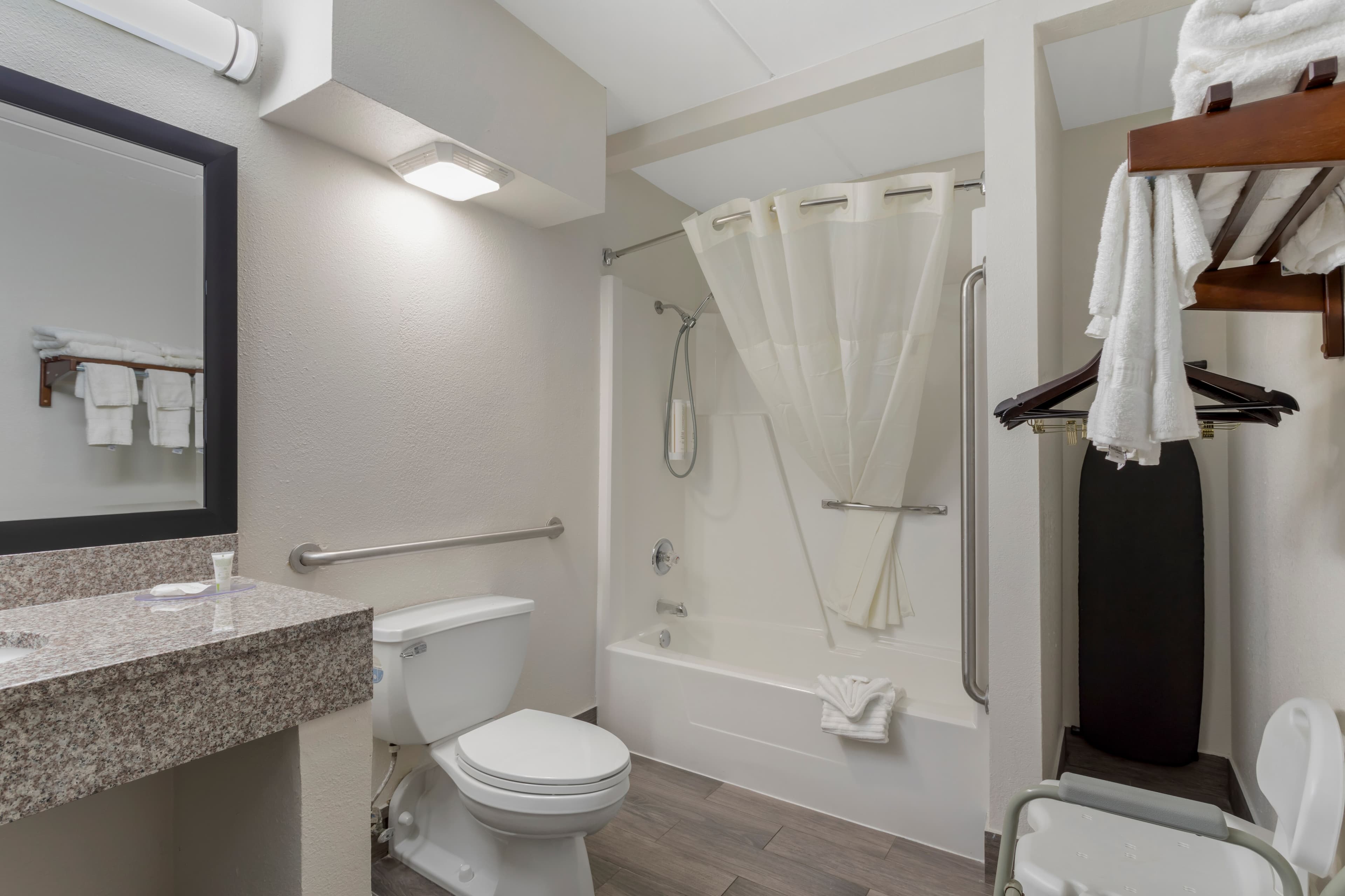 Clarion Pointe Kimball — 12