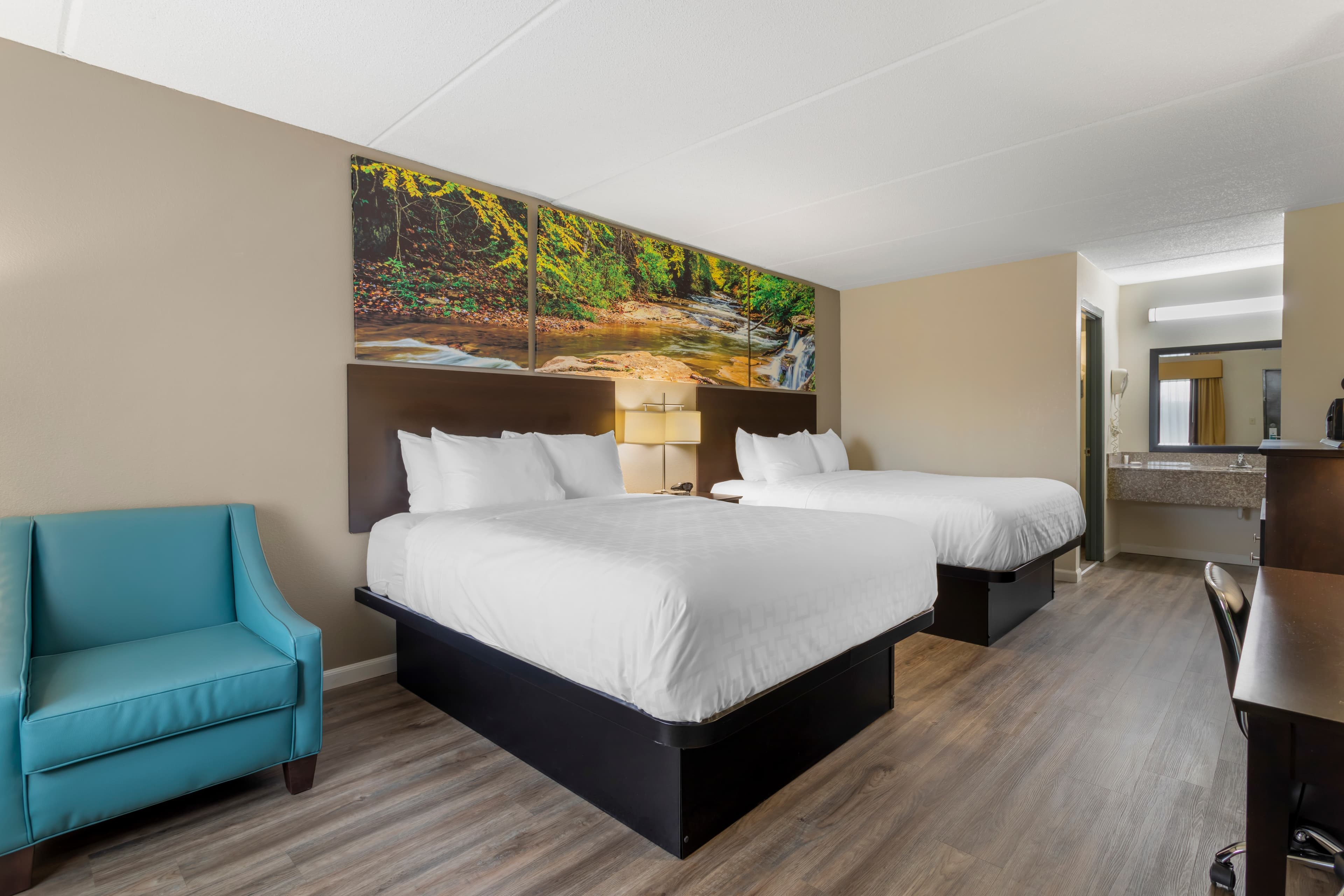 Clarion Pointe Kimball — 18
