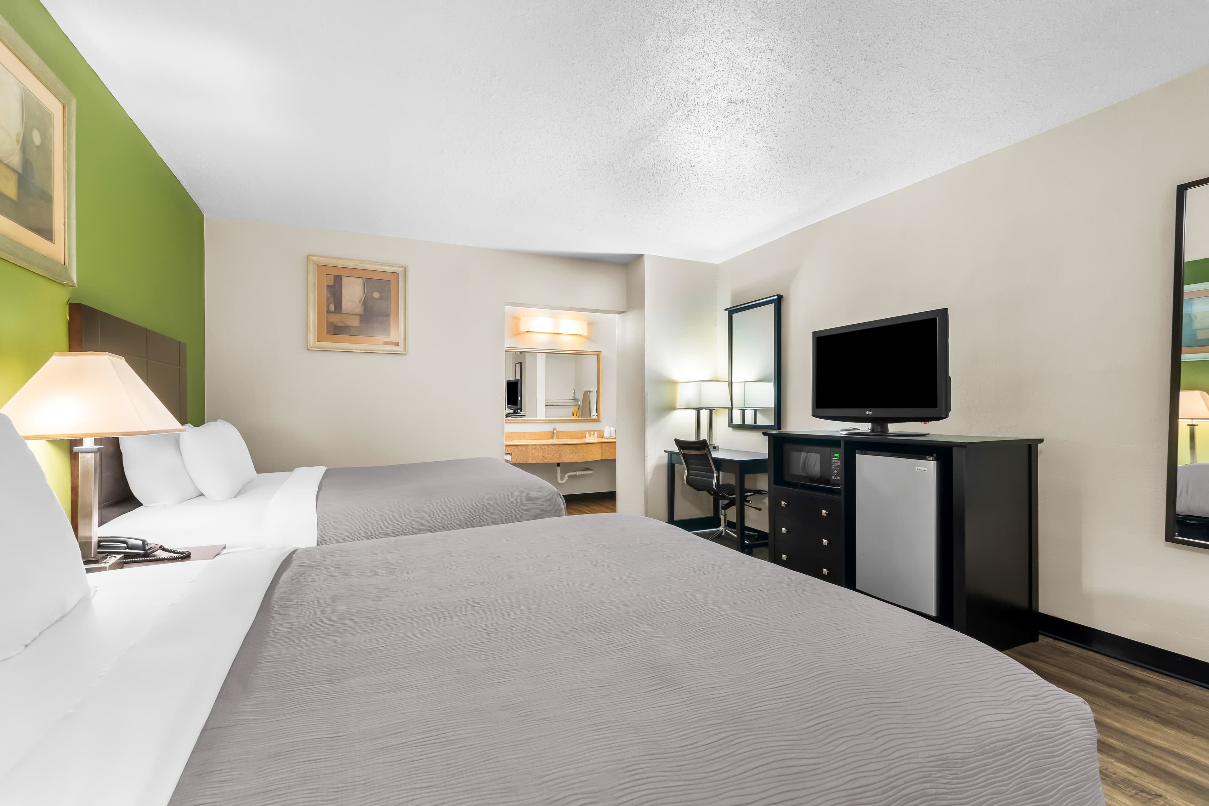 Quality Inn Tullahoma — 9