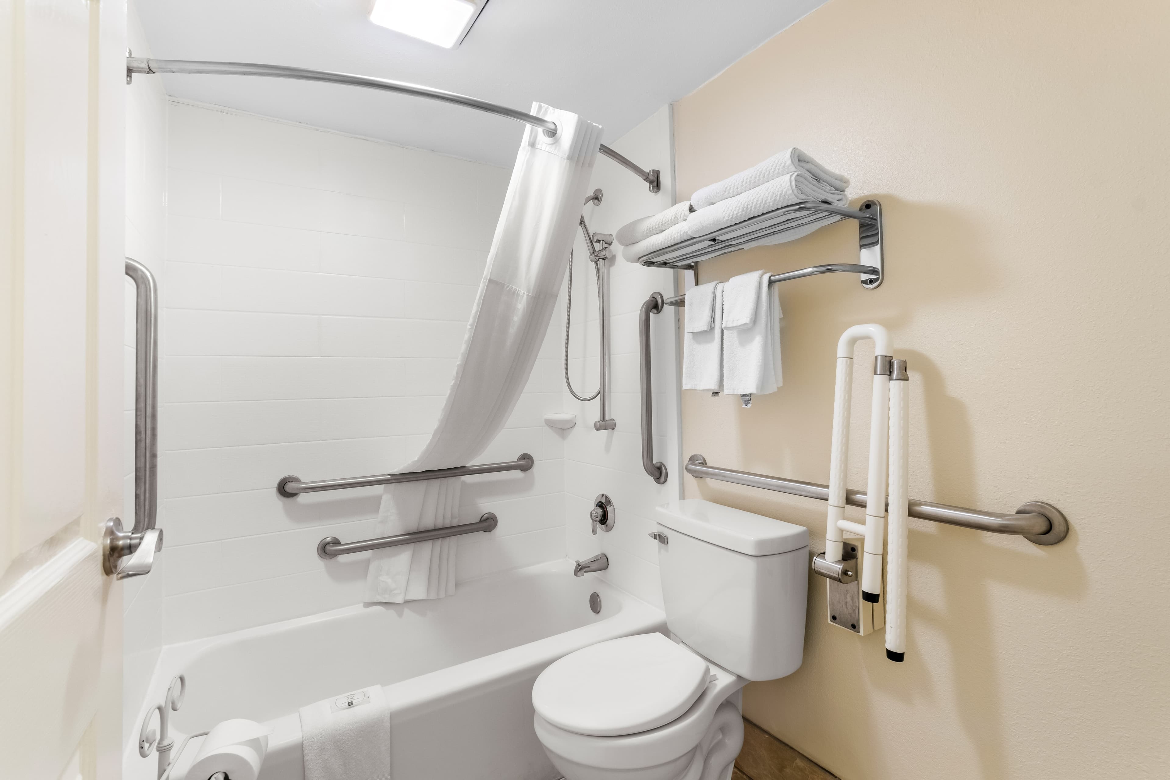 Quality Inn Tullahoma — 11