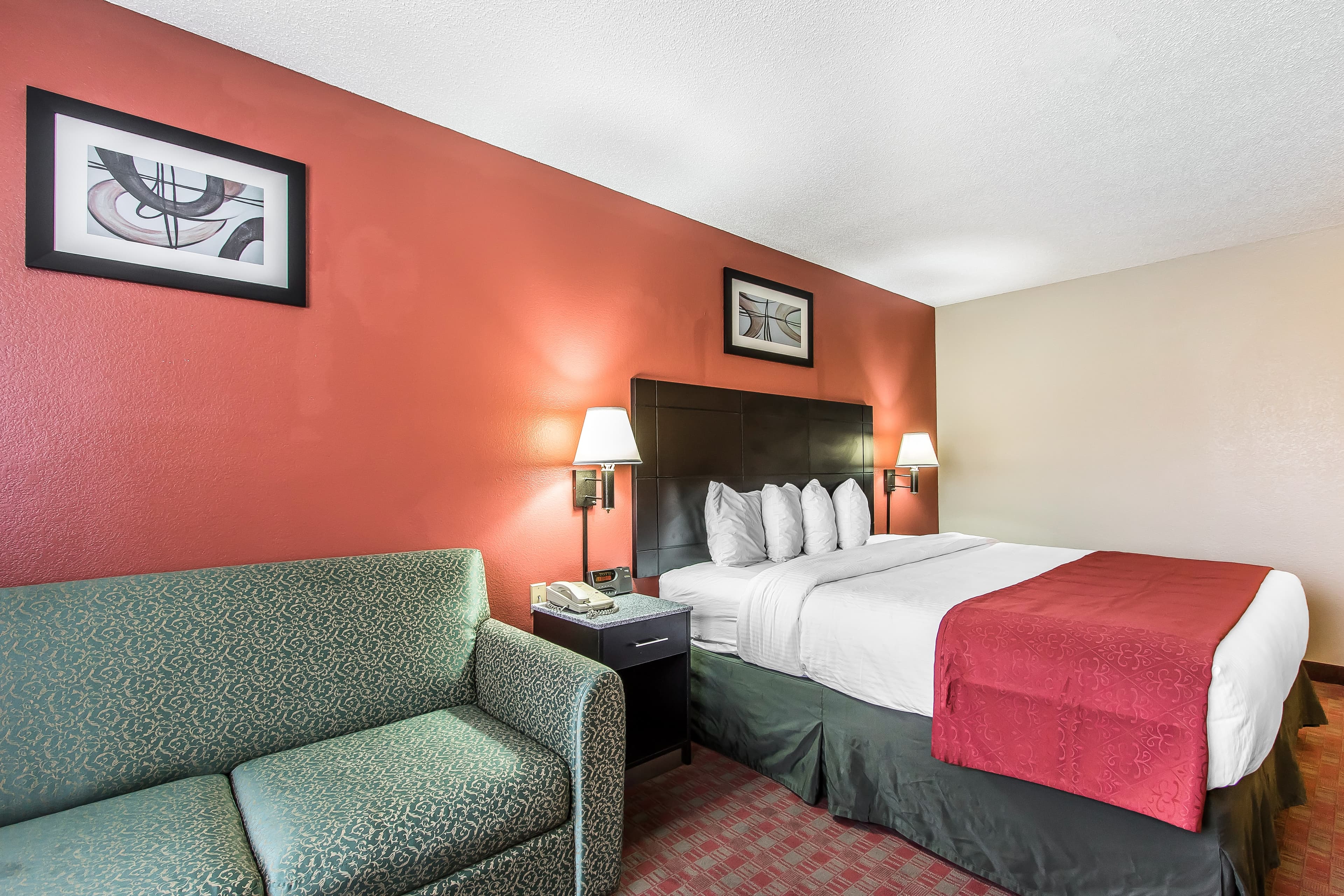 Quality Inn & Suites — 3
