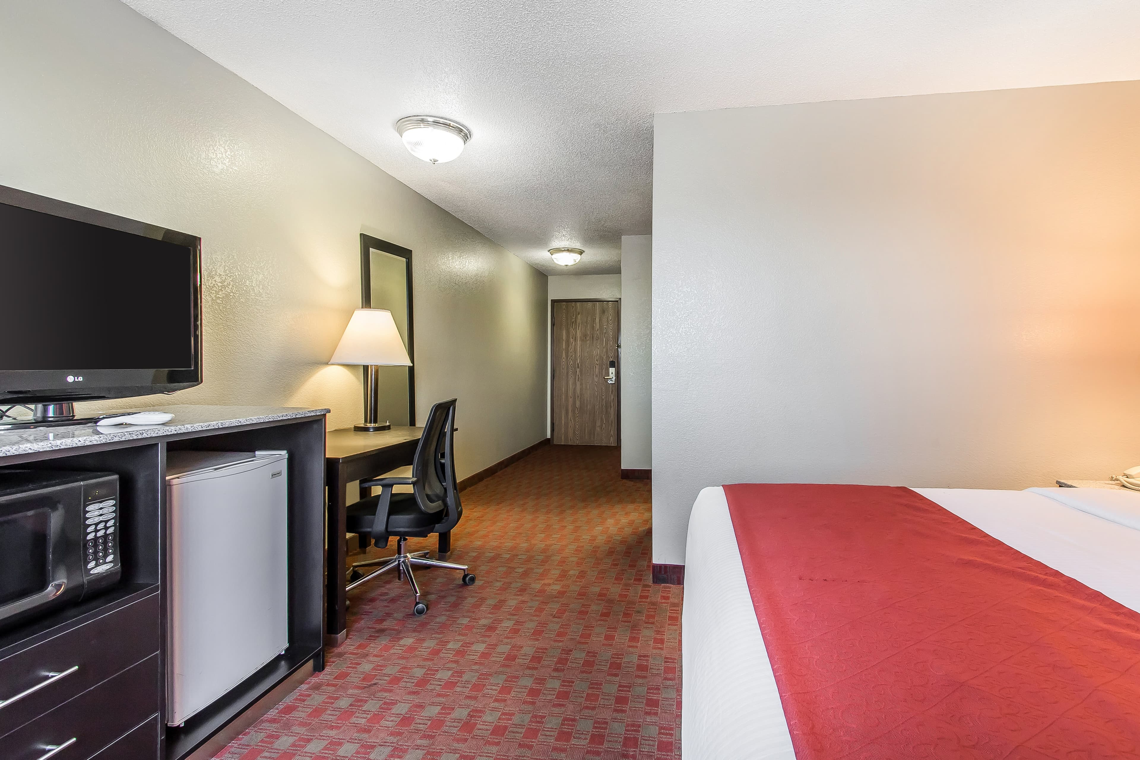 Quality Inn & Suites — 6