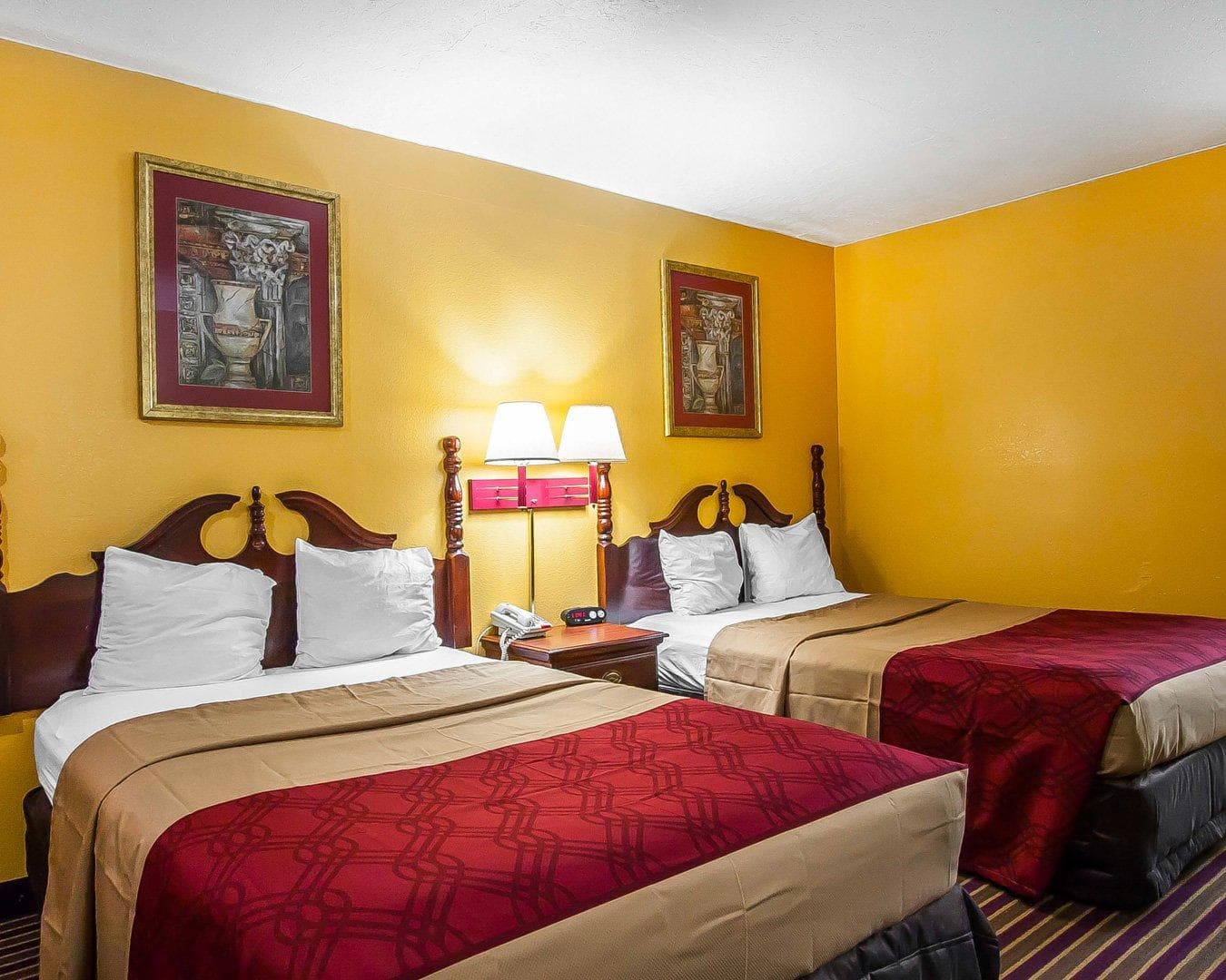 Econo Lodge Dyersburg I-155 — 25