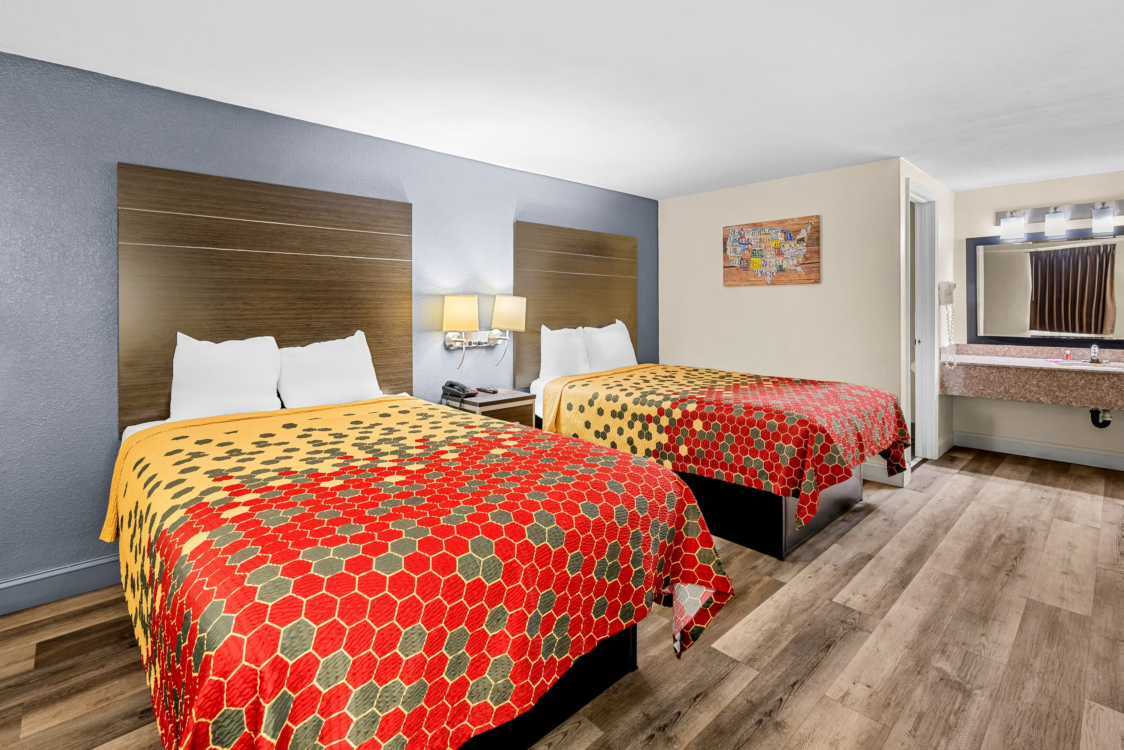 Econo Lodge Kingsport East - Image 3
