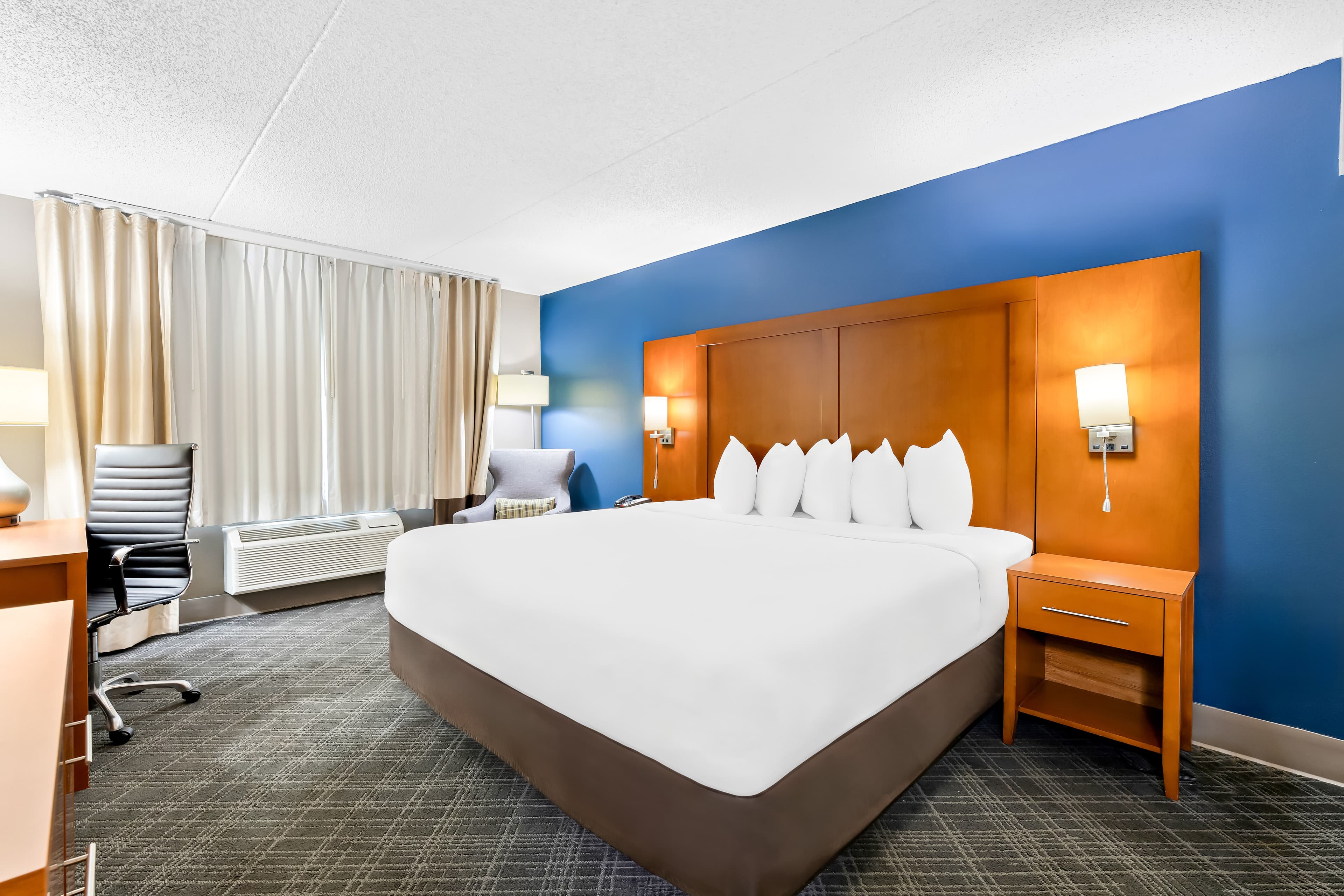 Comfort Inn & Suites Nashville Near Tanger Outlets I-24 Antioch - Image 5