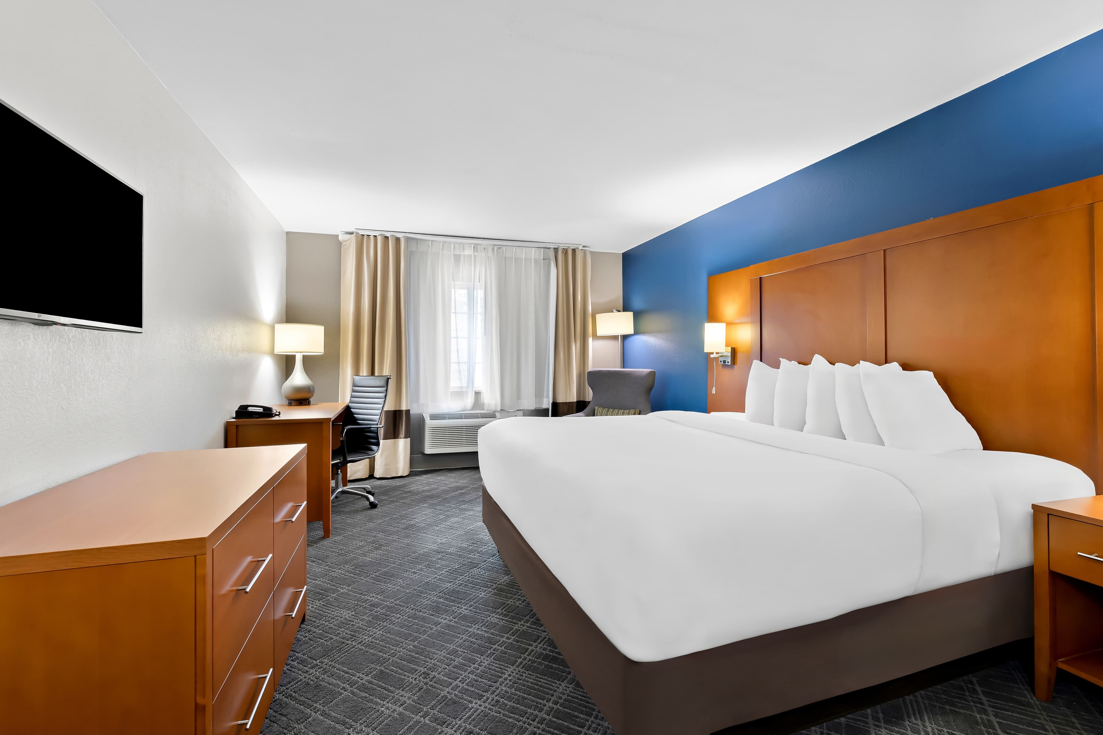 Comfort Inn & Suites Nashville Near Tanger Outlets I-24 Antioch — 15