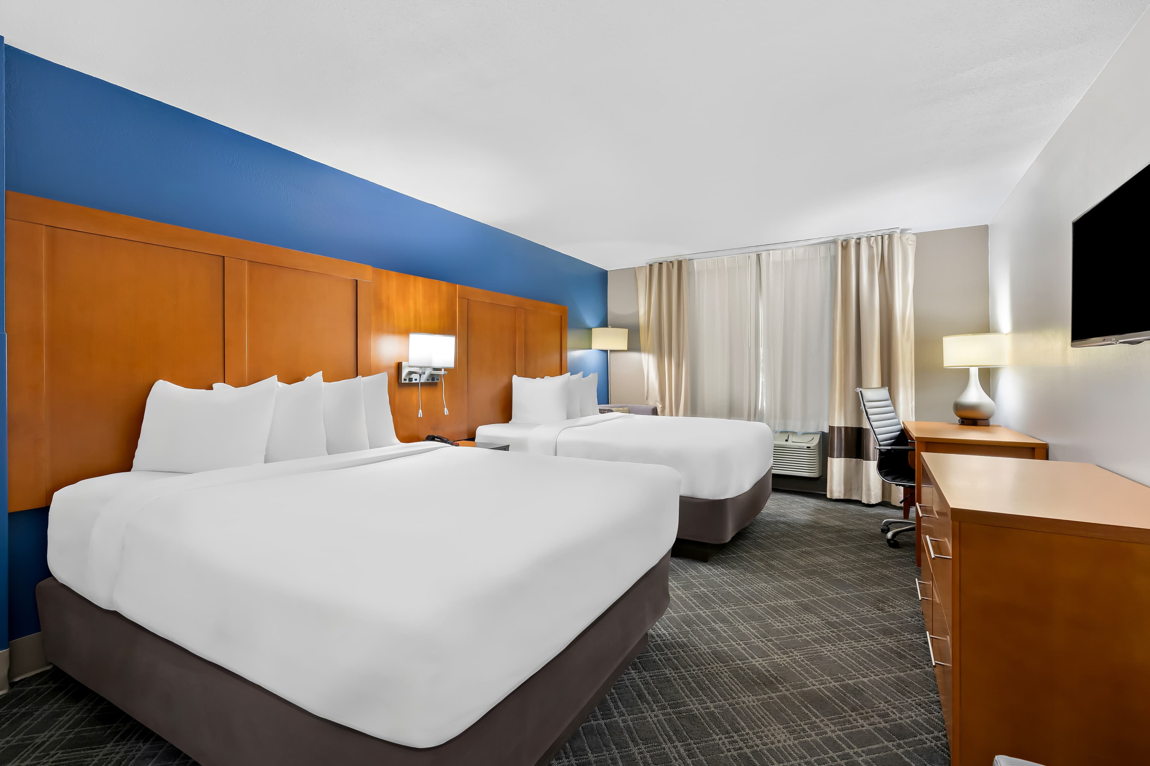 Comfort Inn & Suites Nashville Near Tanger Outlets I-24 Antioch — 20