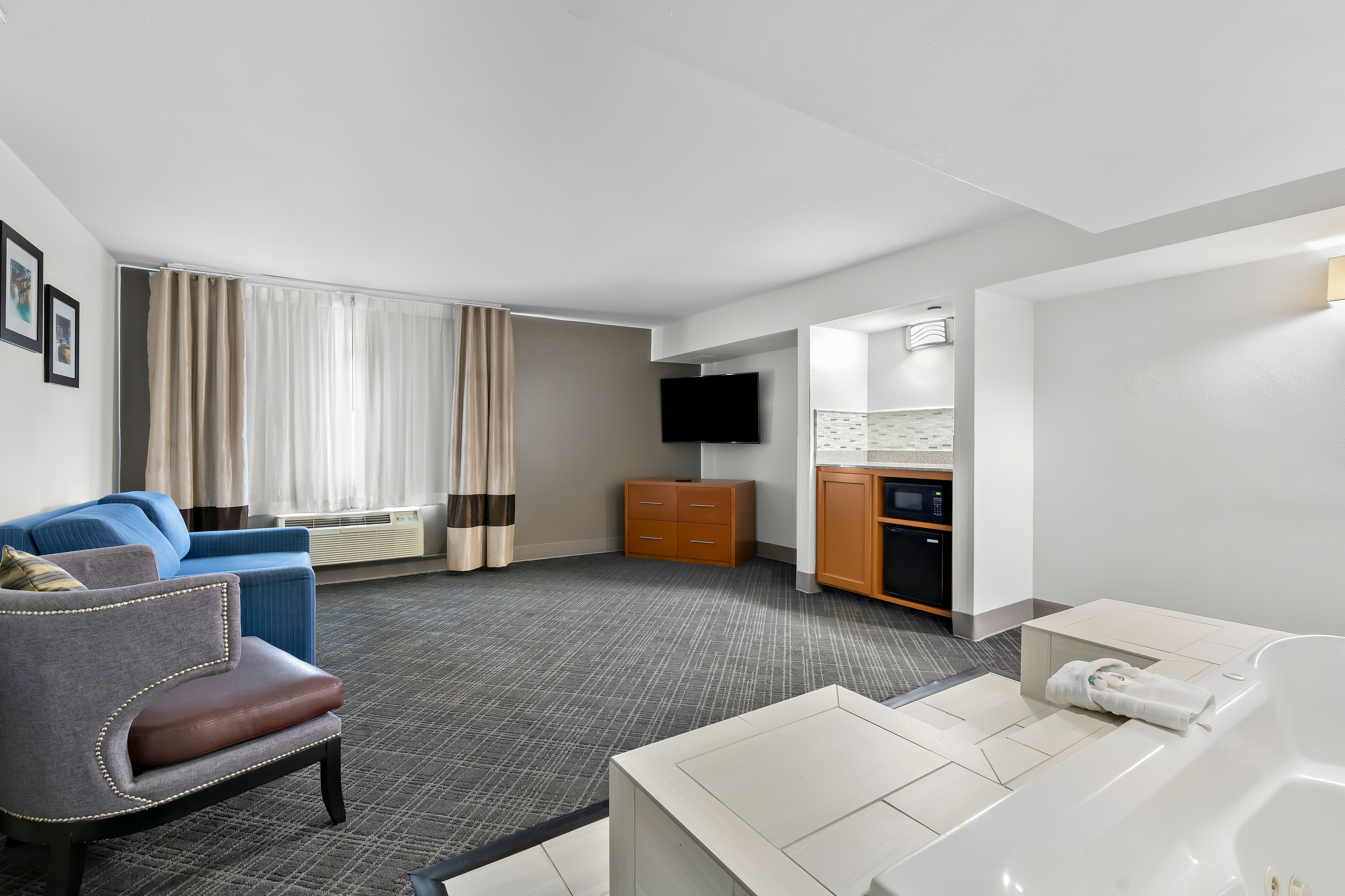 Comfort Inn & Suites Nashville Near Tanger Outlets I-24 Antioch — 32