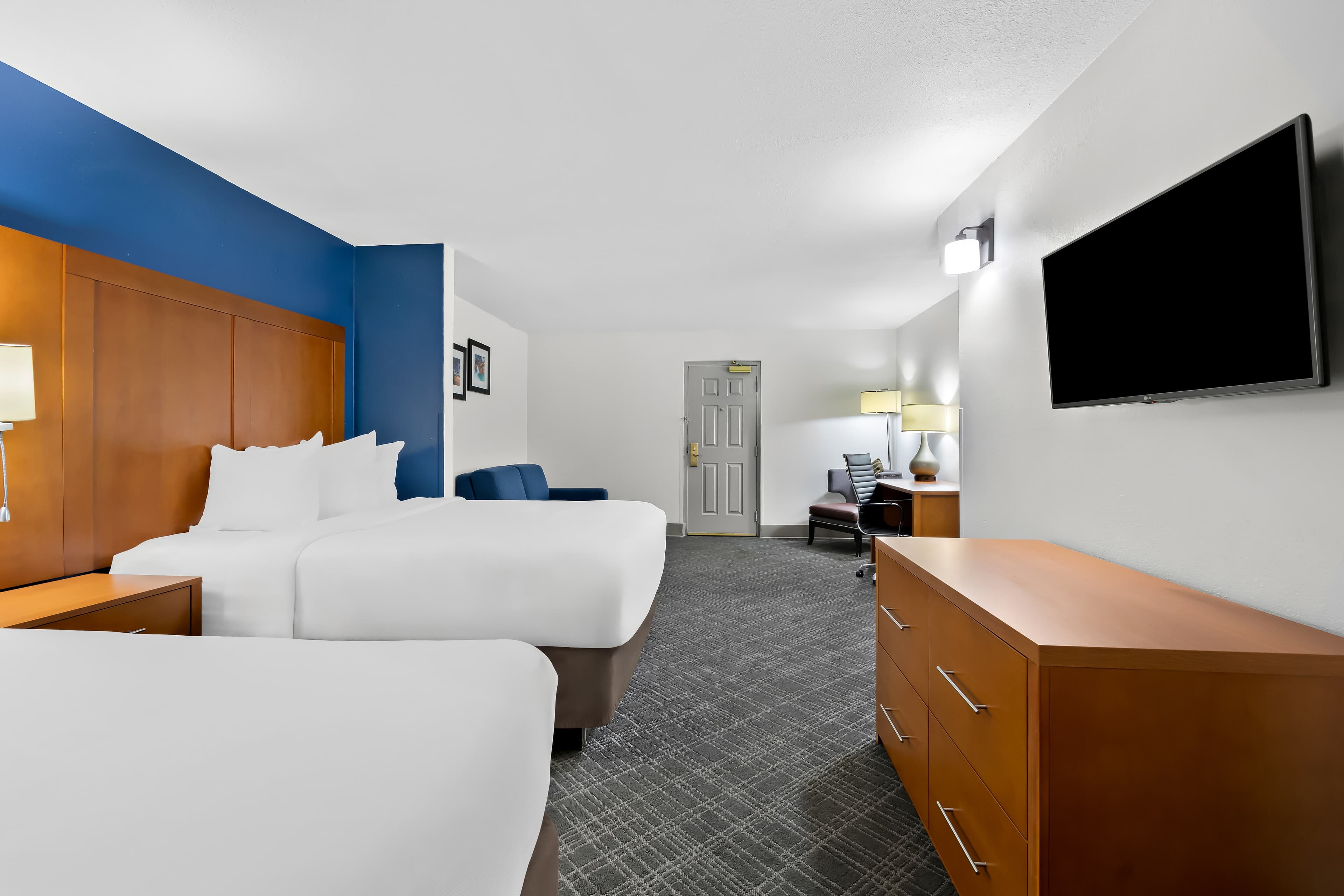 Comfort Inn & Suites Nashville Near Tanger Outlets I-24 Antioch - Image 3