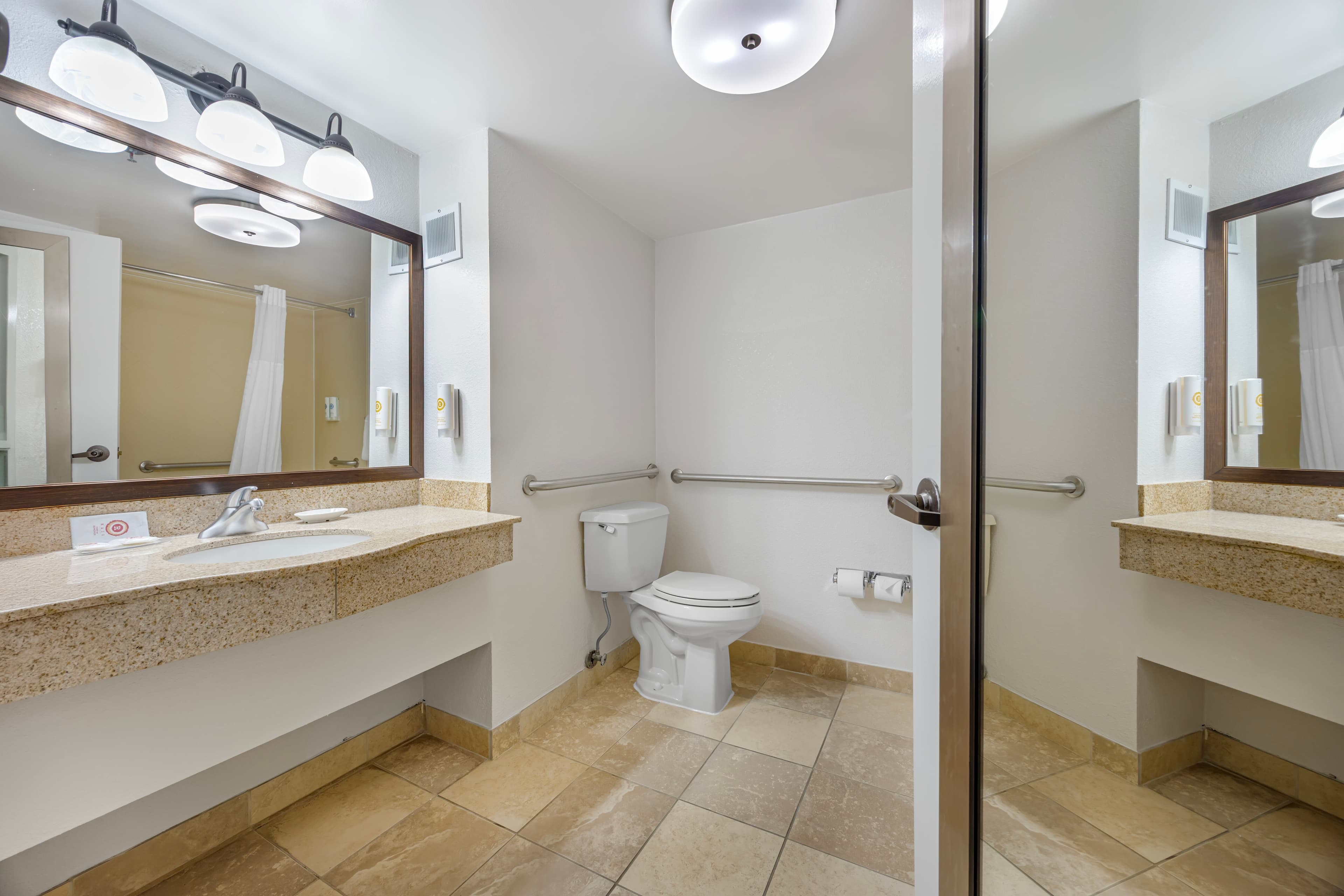 Comfort Inn Chattanooga Downtown Southside — 13