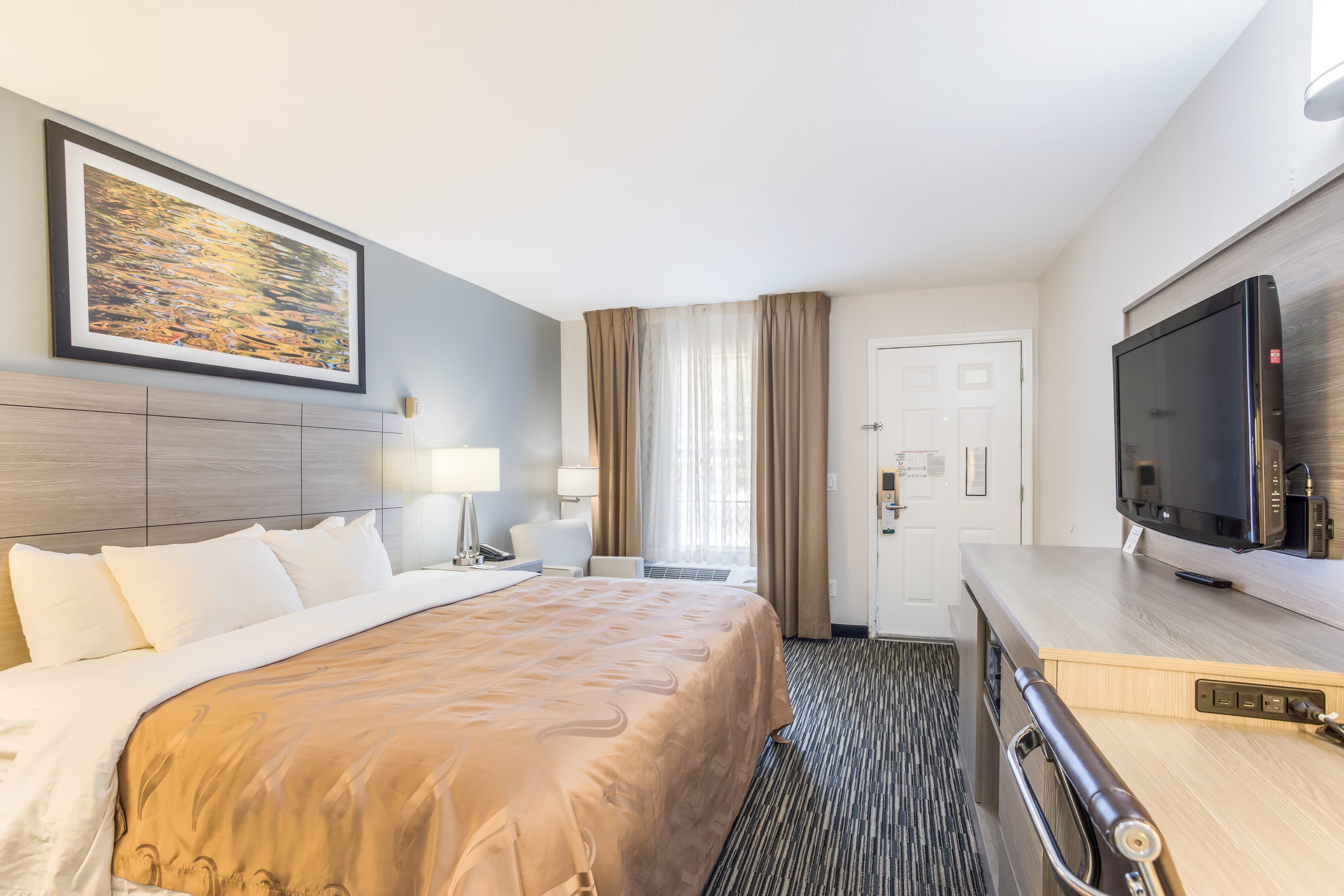 Quality Inn Gallatin-Nashville Metro — 6