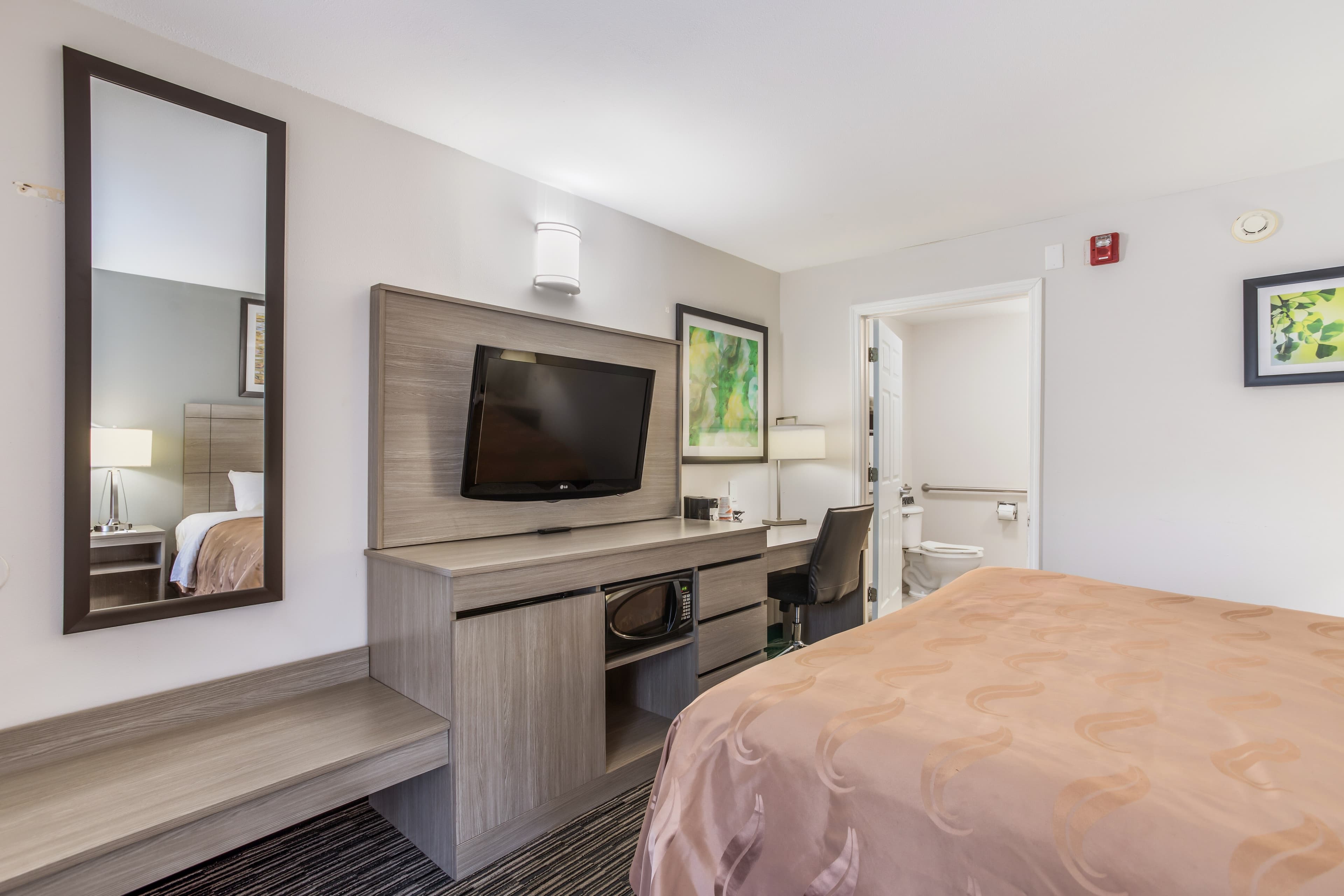 Quality Inn Gallatin-Nashville Metro — 10