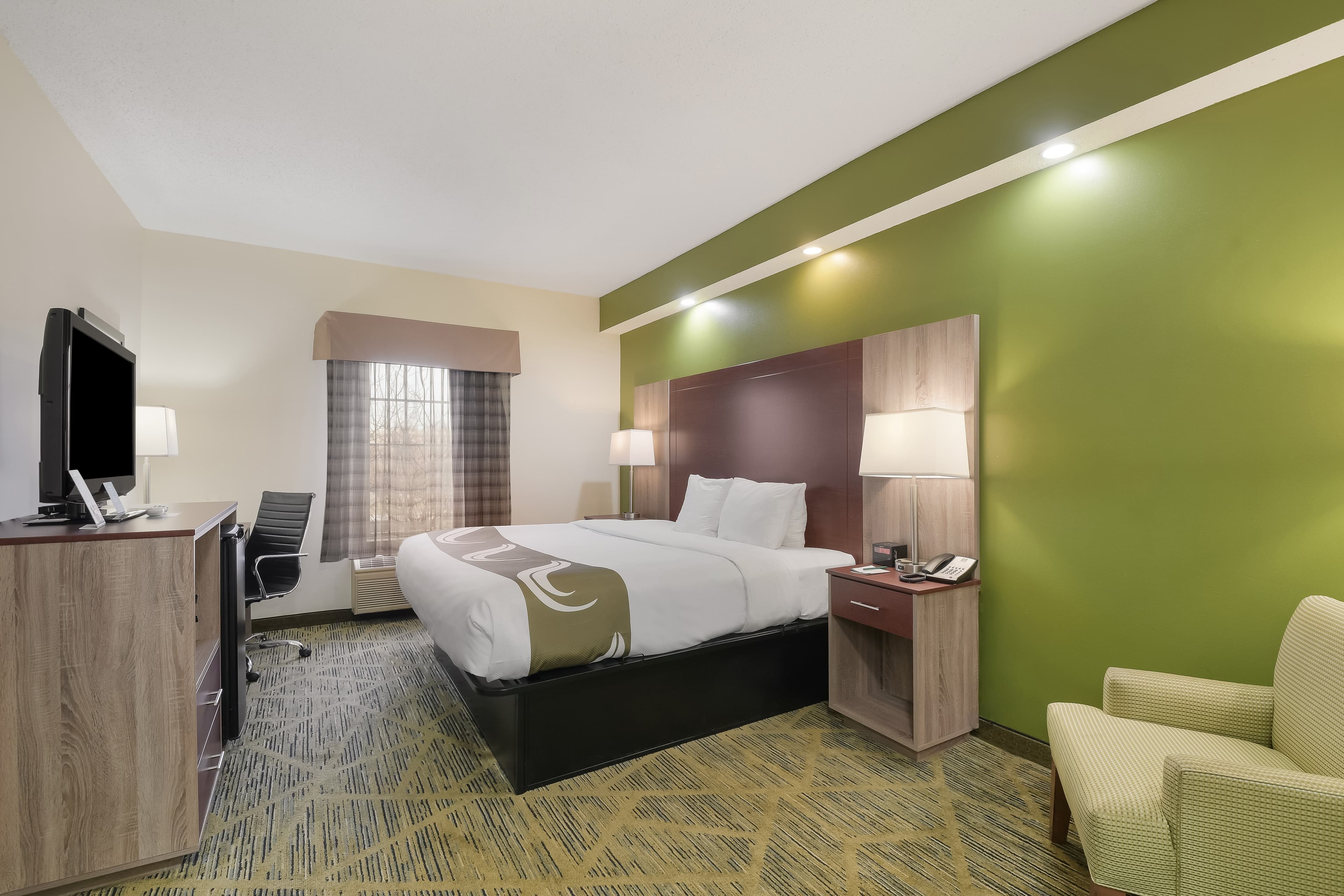 Quality Inn Alcoa Knoxville — 7
