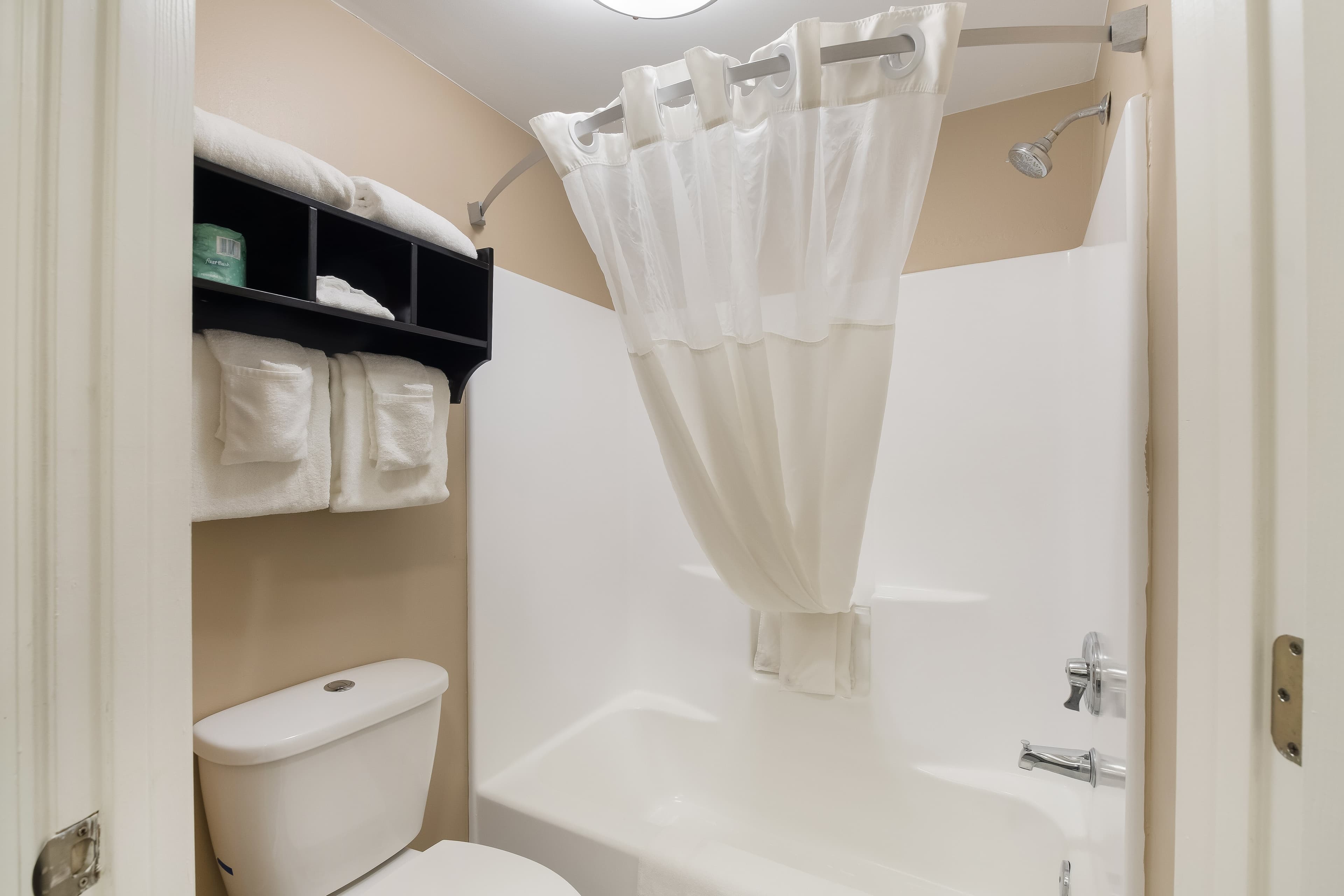 Quality Inn Alcoa Knoxville - Image 5