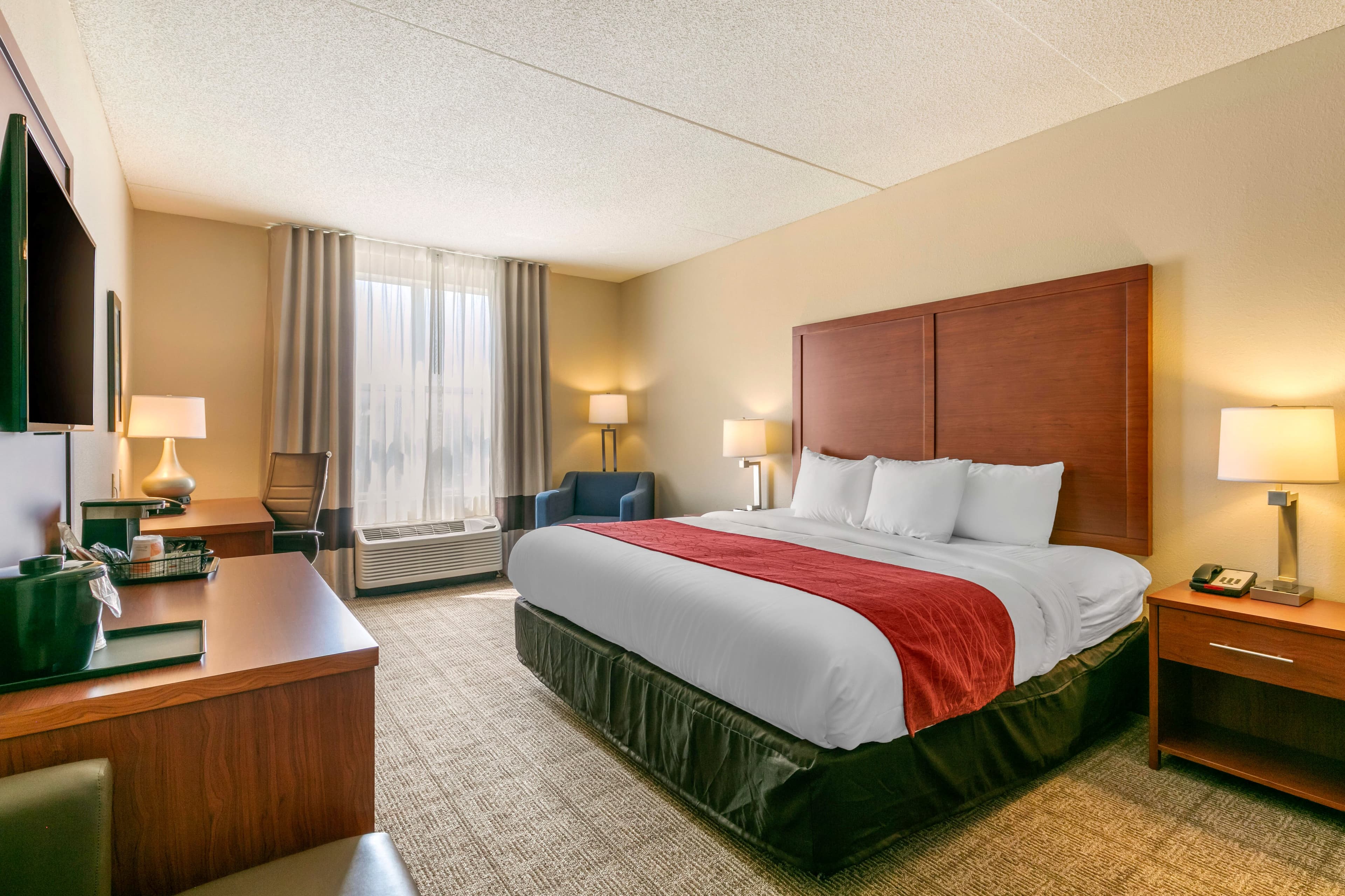Comfort Inn & Suites Nashville Franklin Cool Springs — 7