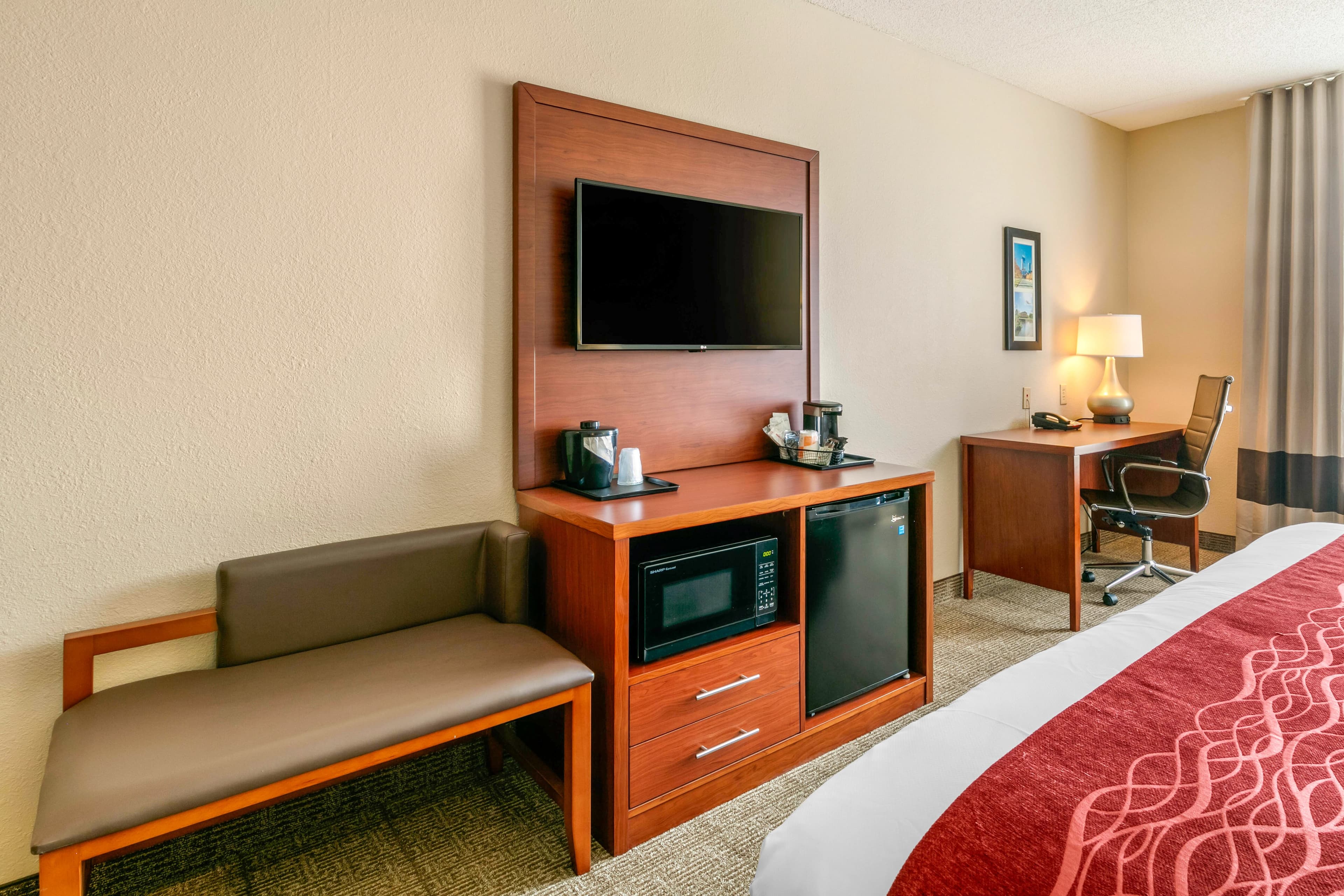 Comfort Inn & Suites Nashville Franklin Cool Springs — 9
