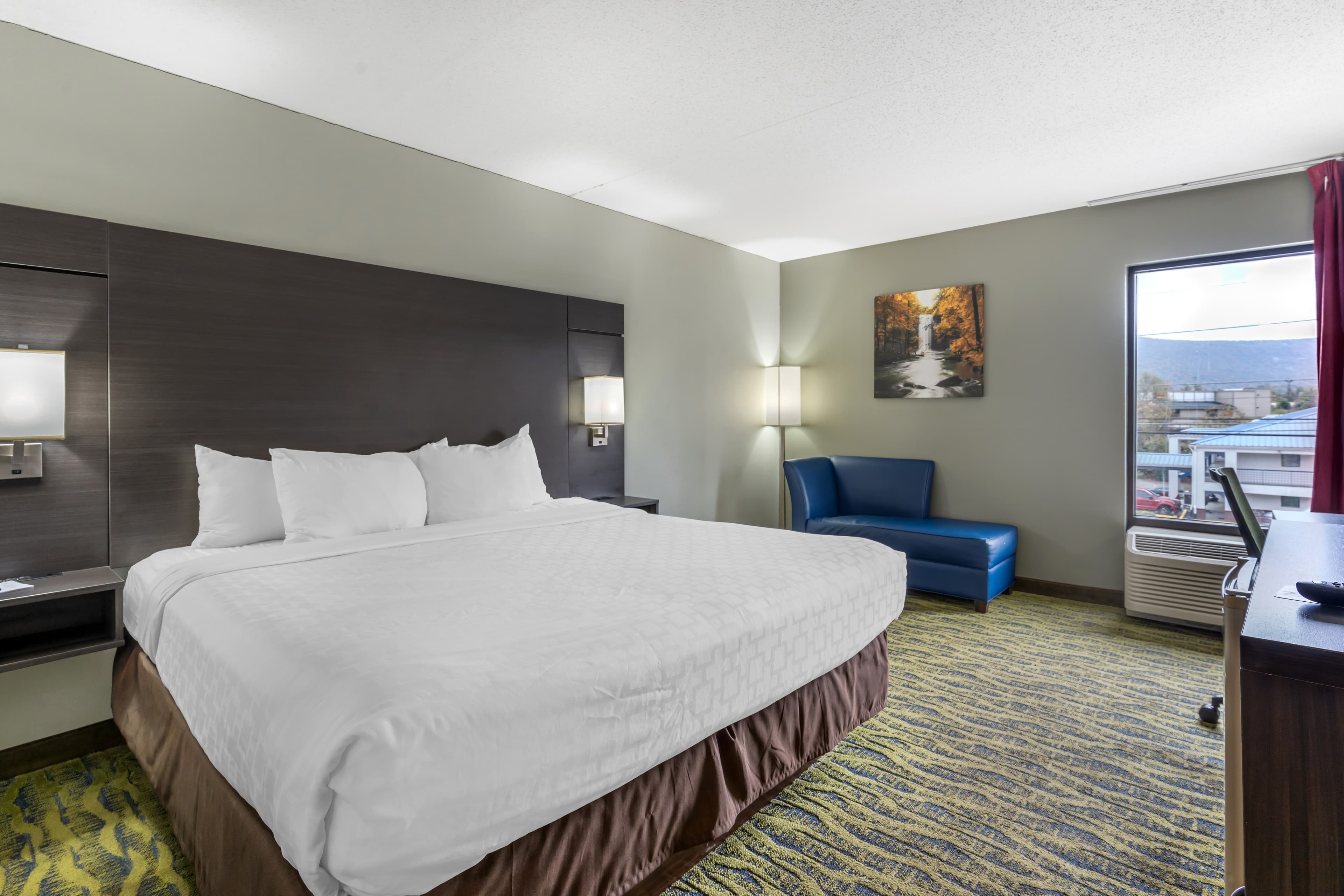 Clarion Inn near Lookout Mountain - Image 2