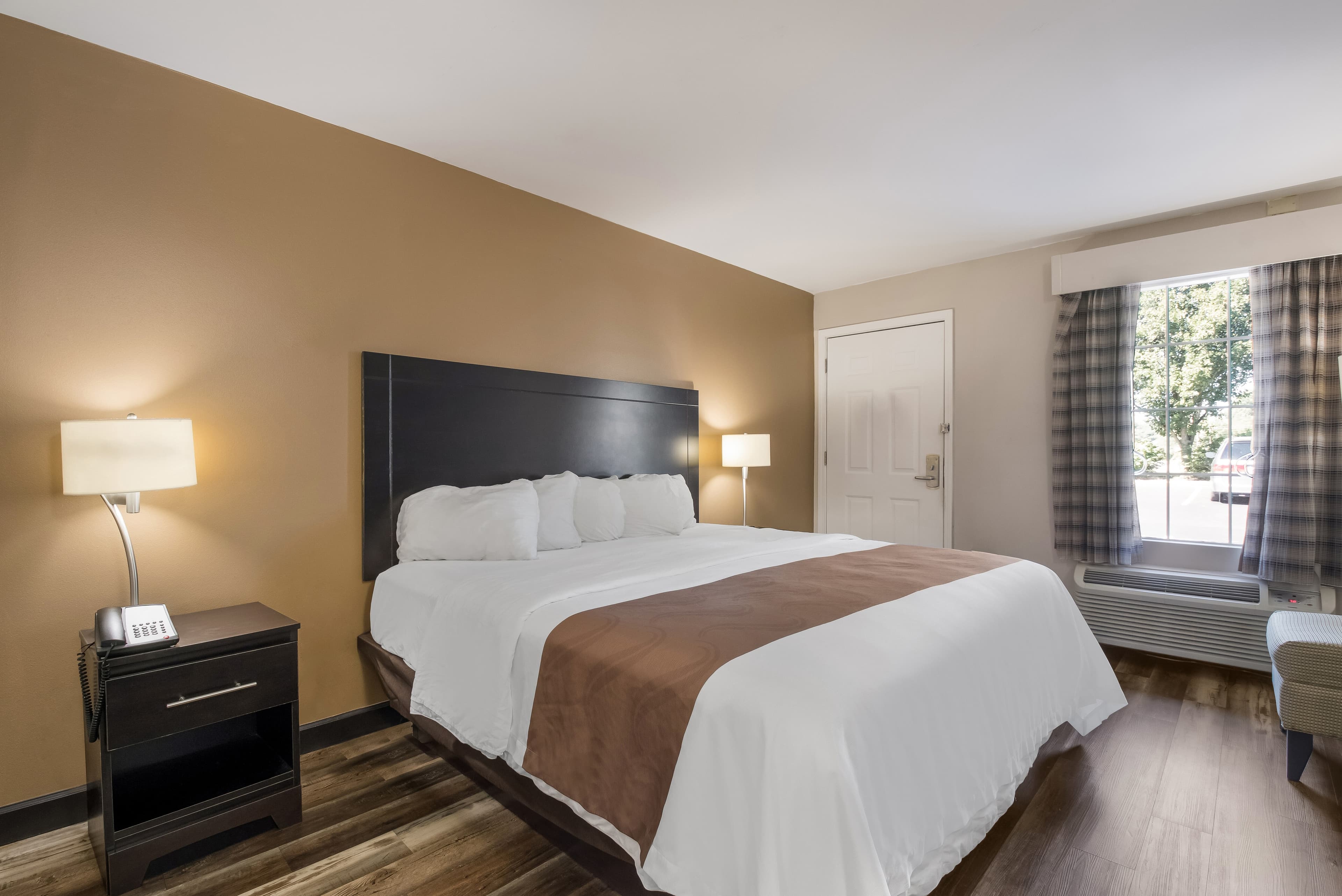 Quality Inn Decherd - Winchester - Image 1