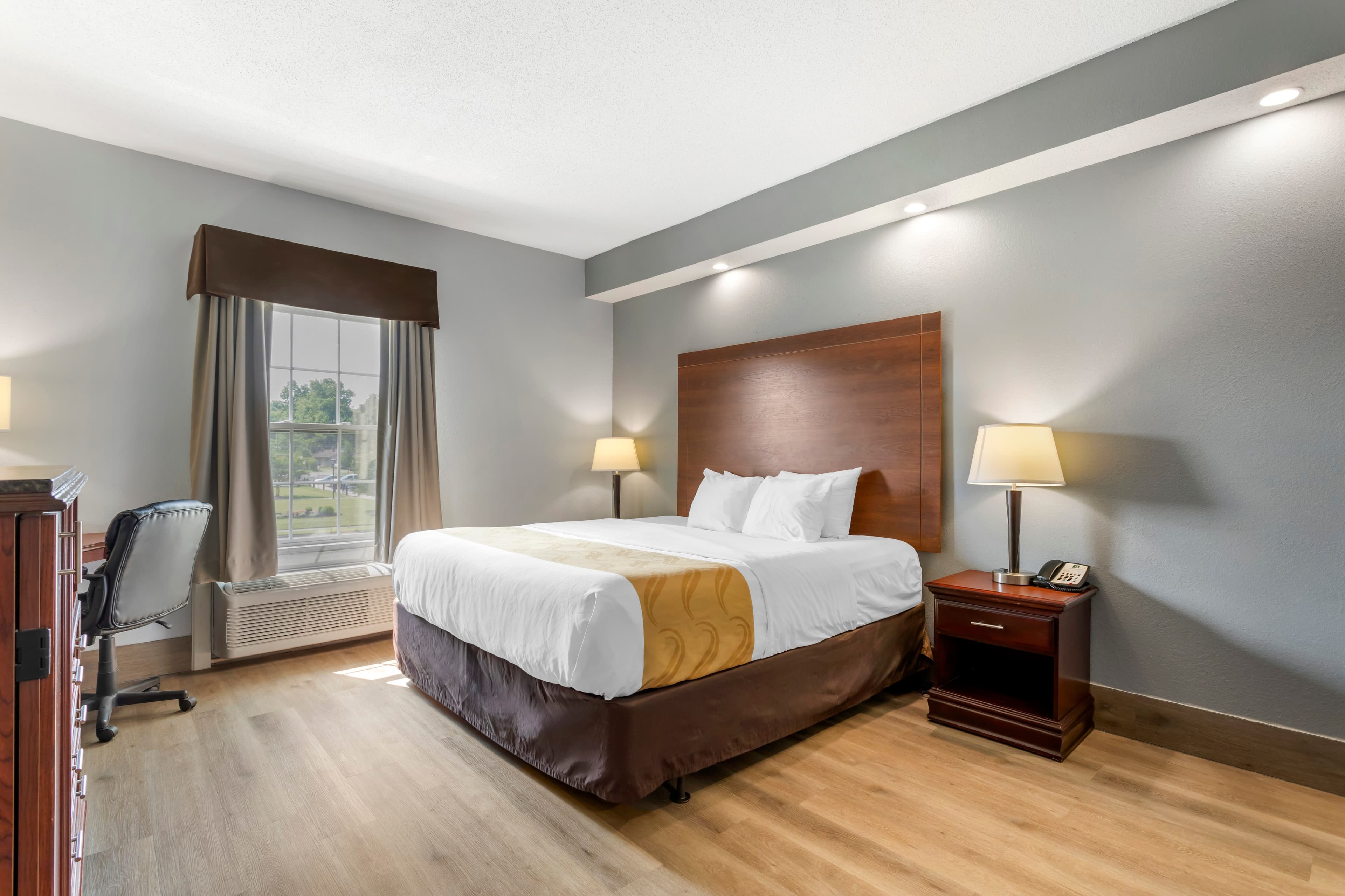 Quality Inn Oak Ridge - Knoxville West — 10