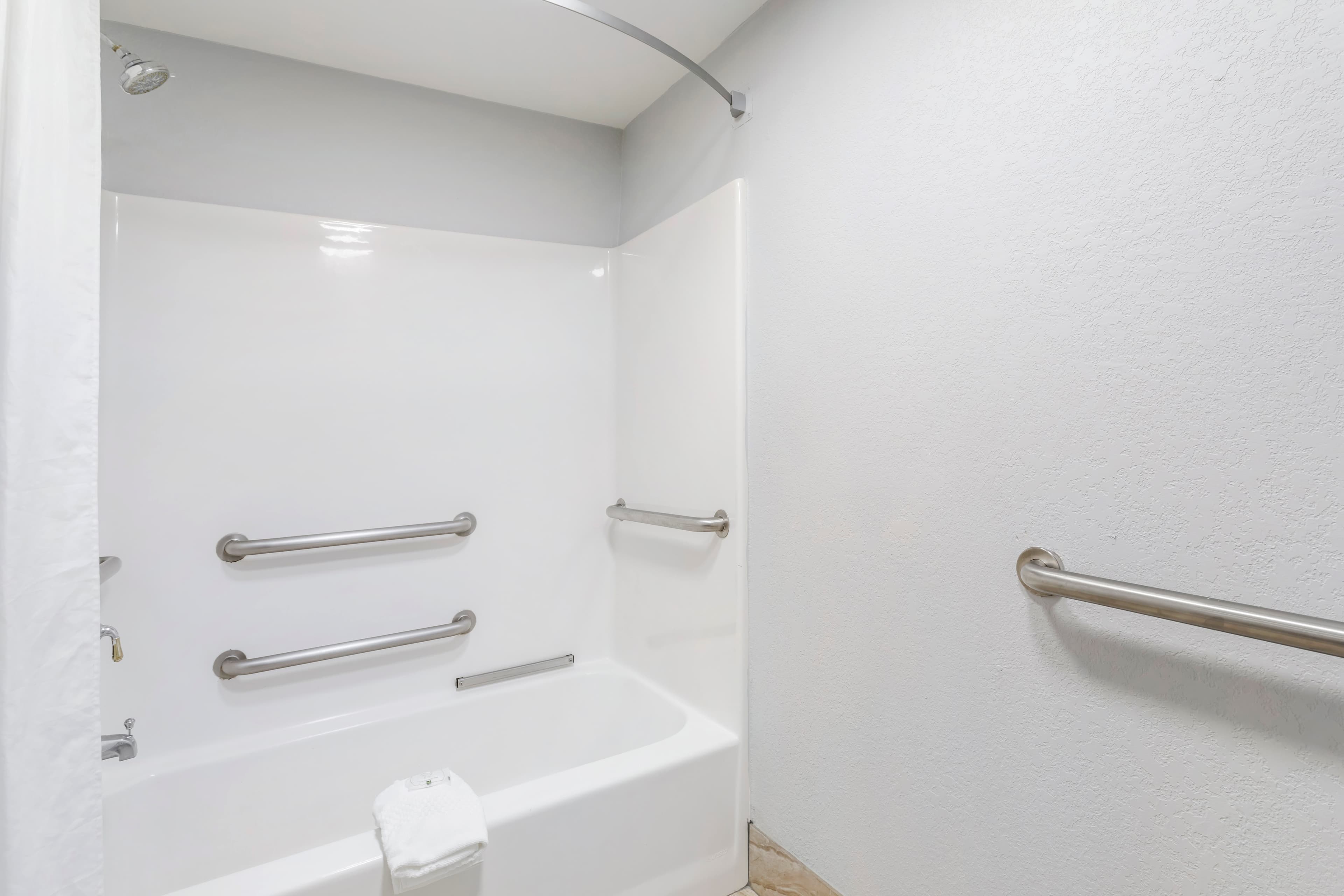 Quality Inn Oak Ridge - Knoxville West — 13